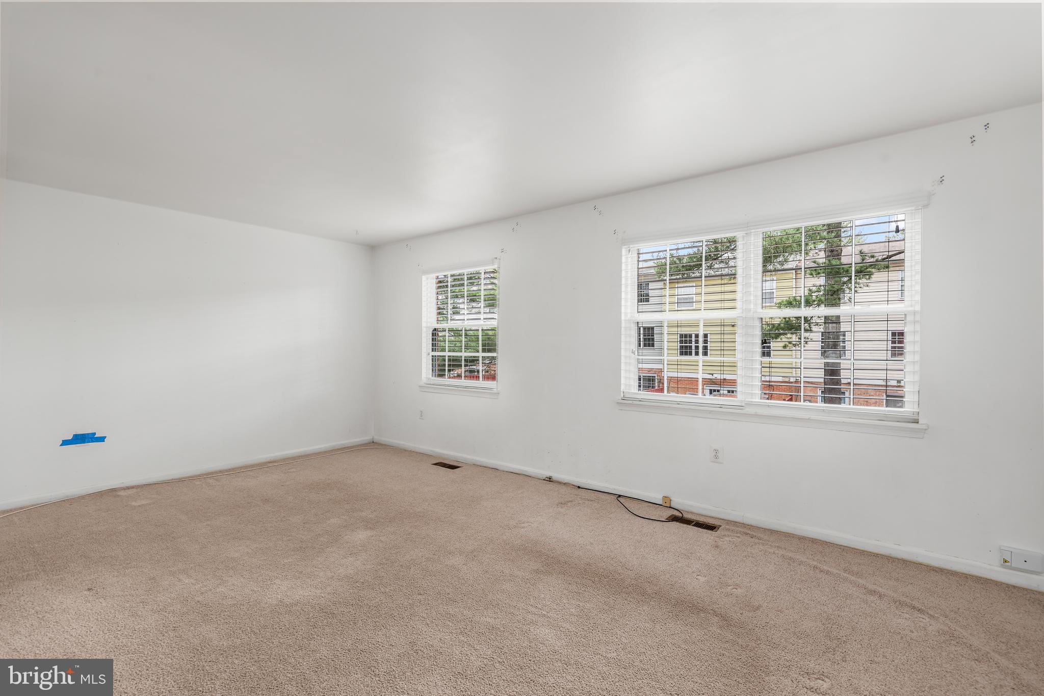 PINEWOOD GREENS - Residential