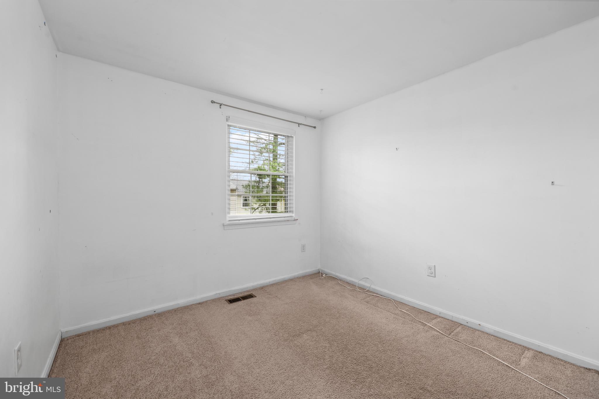 PINEWOOD GREENS - Residential