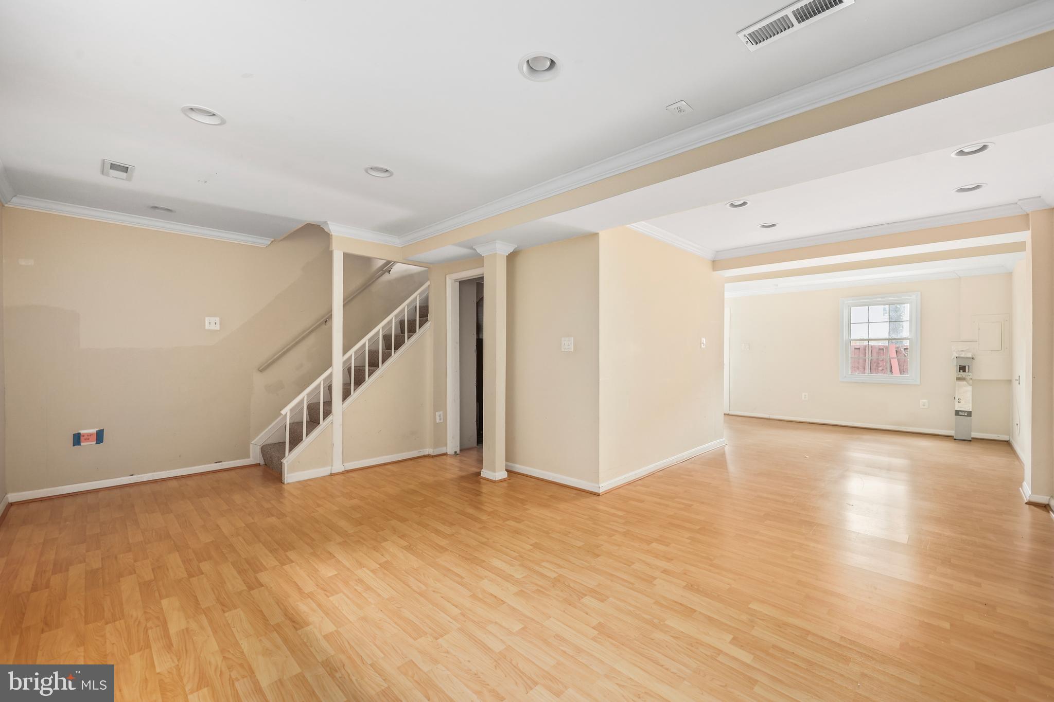 PINEWOOD GREENS - Residential