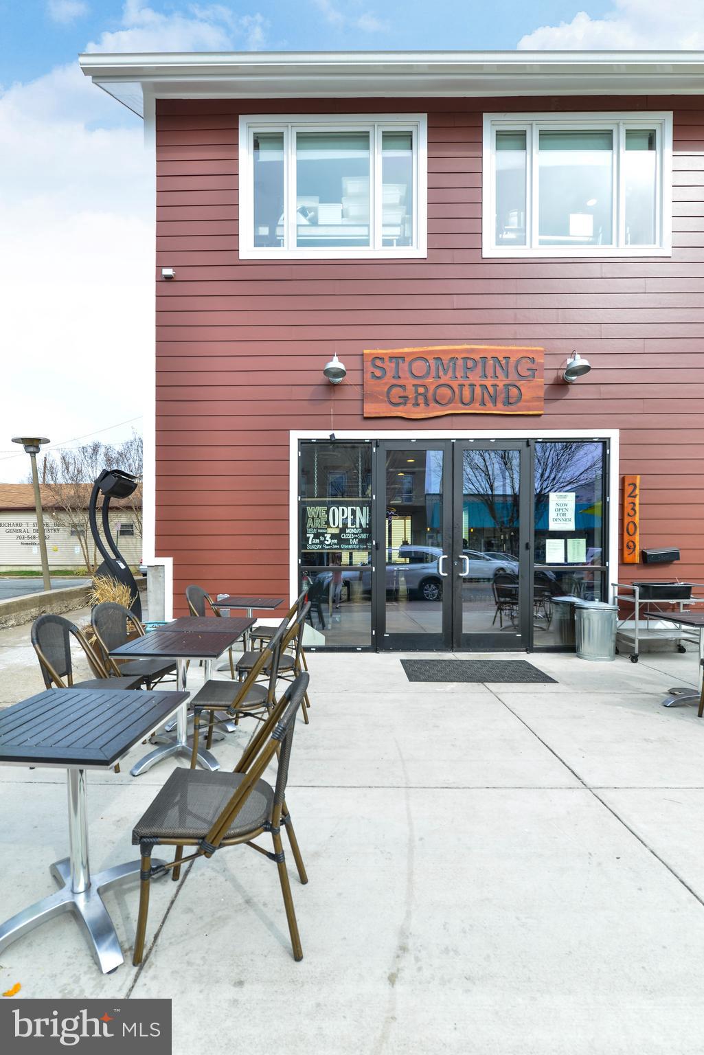 WARWICK VILLAGE - Residential Lease