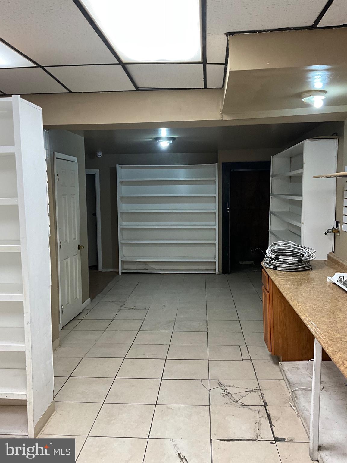 ALLEGHENY WEST - Commercial Lease