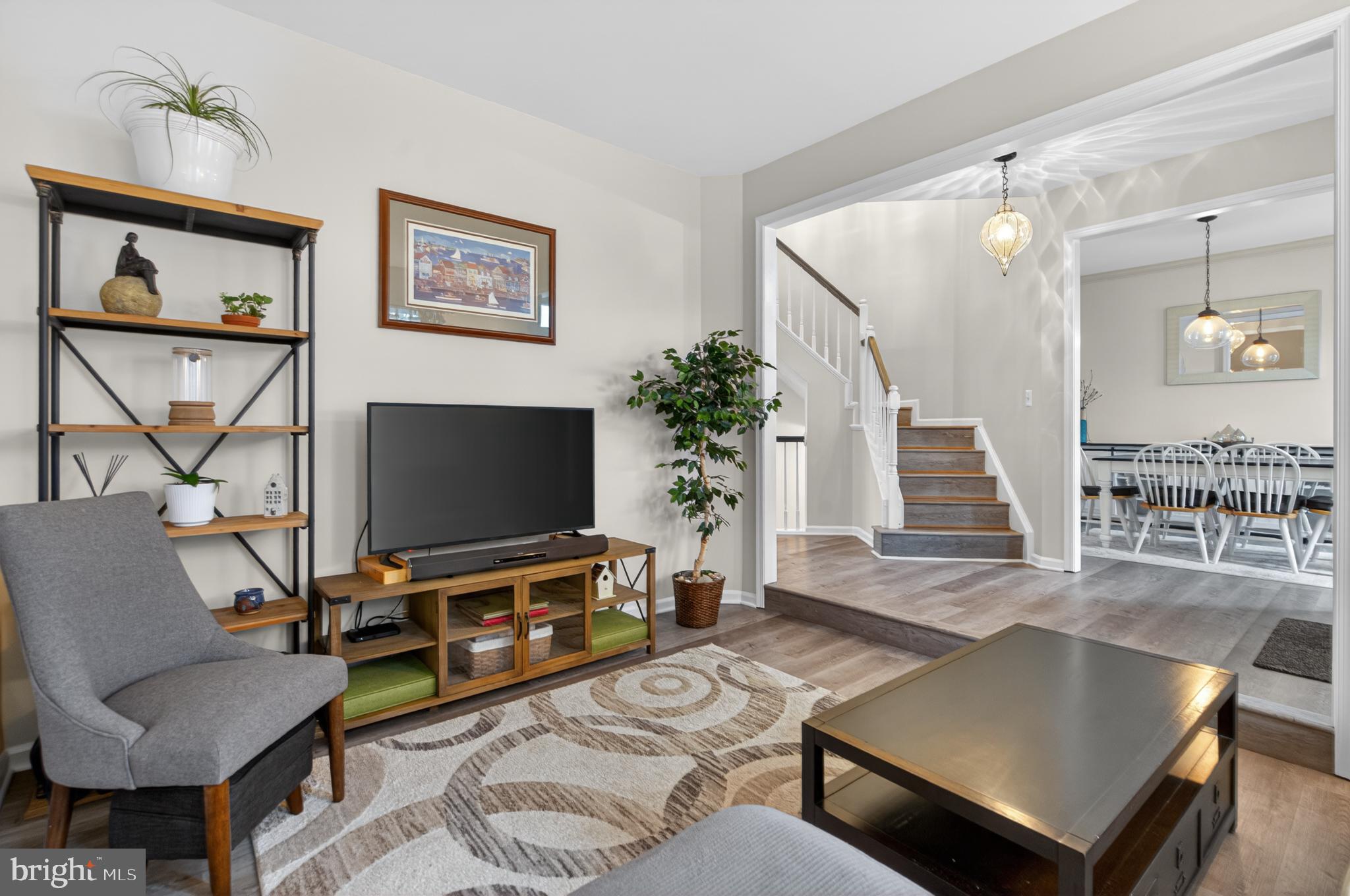 CENTRE RIDGE - Residential