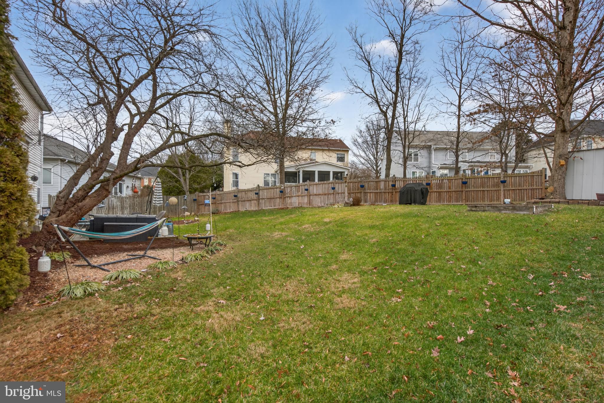 CENTRE RIDGE - Residential