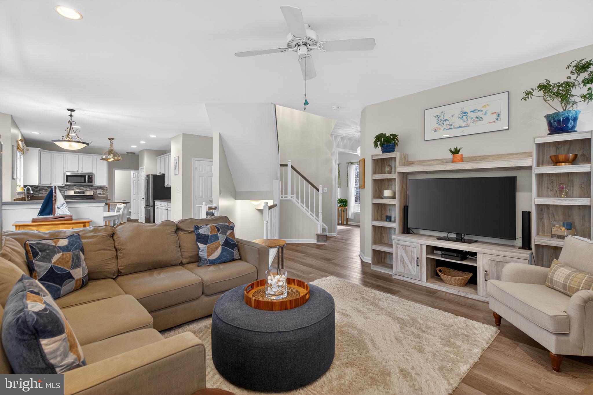 CENTRE RIDGE - Residential