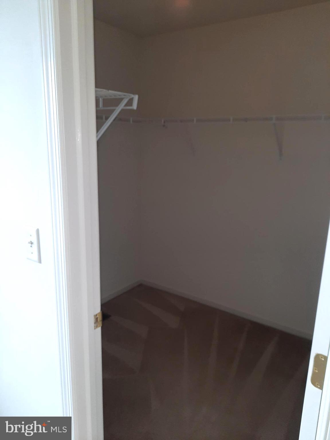 SILVER CREEK - Residential Lease