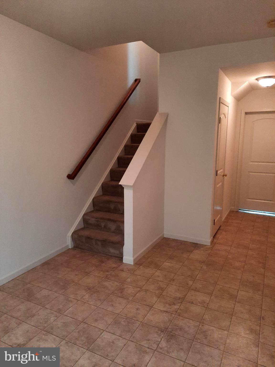 SILVER CREEK - Residential Lease