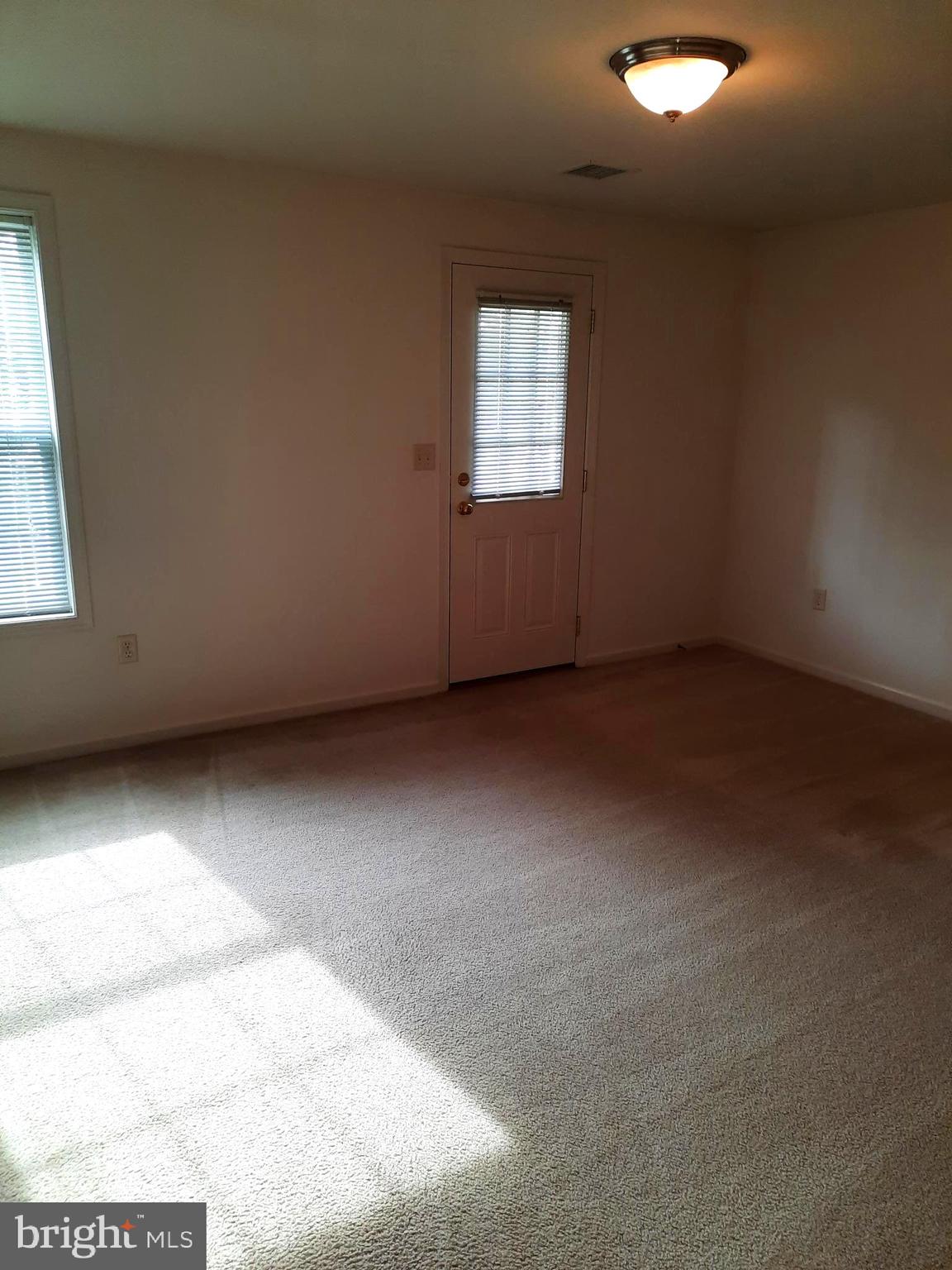 SILVER CREEK - Residential Lease