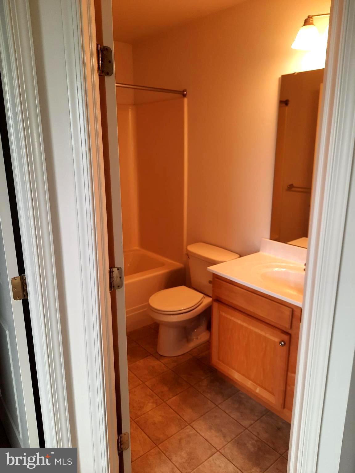 SILVER CREEK - Residential Lease