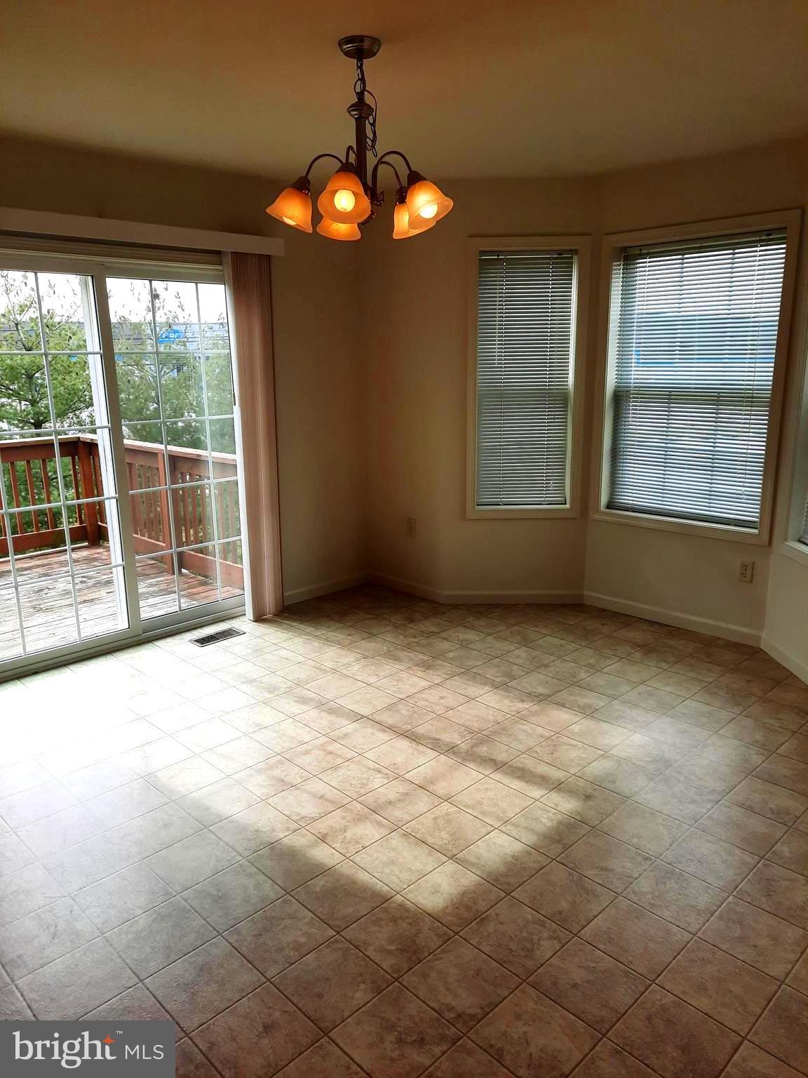 SILVER CREEK - Residential Lease