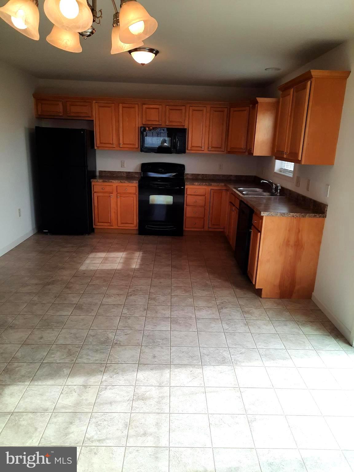 SILVER CREEK - Residential Lease