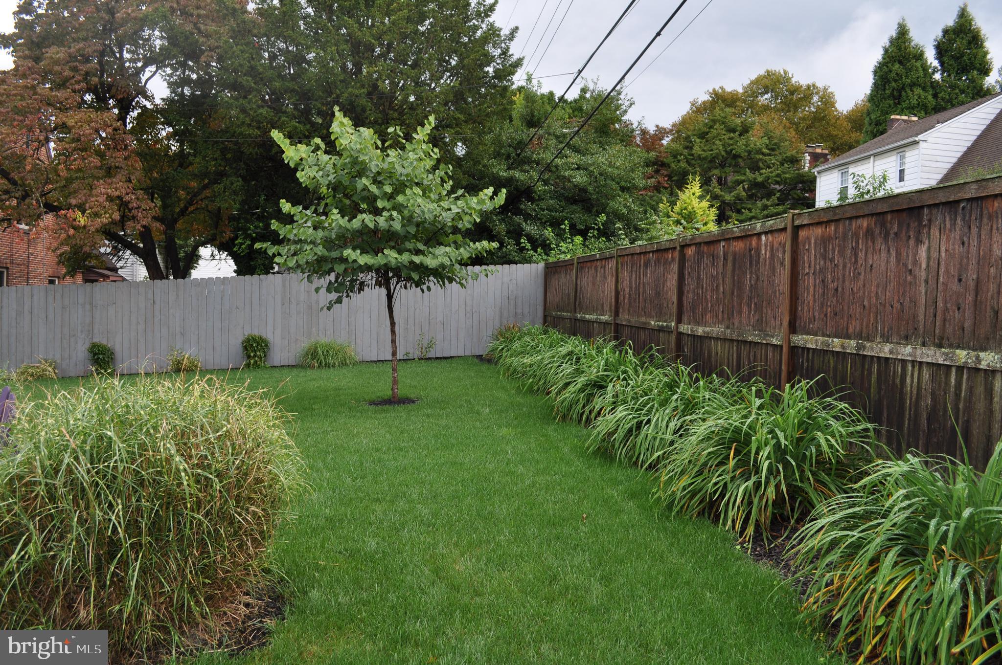 STRATHCONA-HILLCROFT - Residential