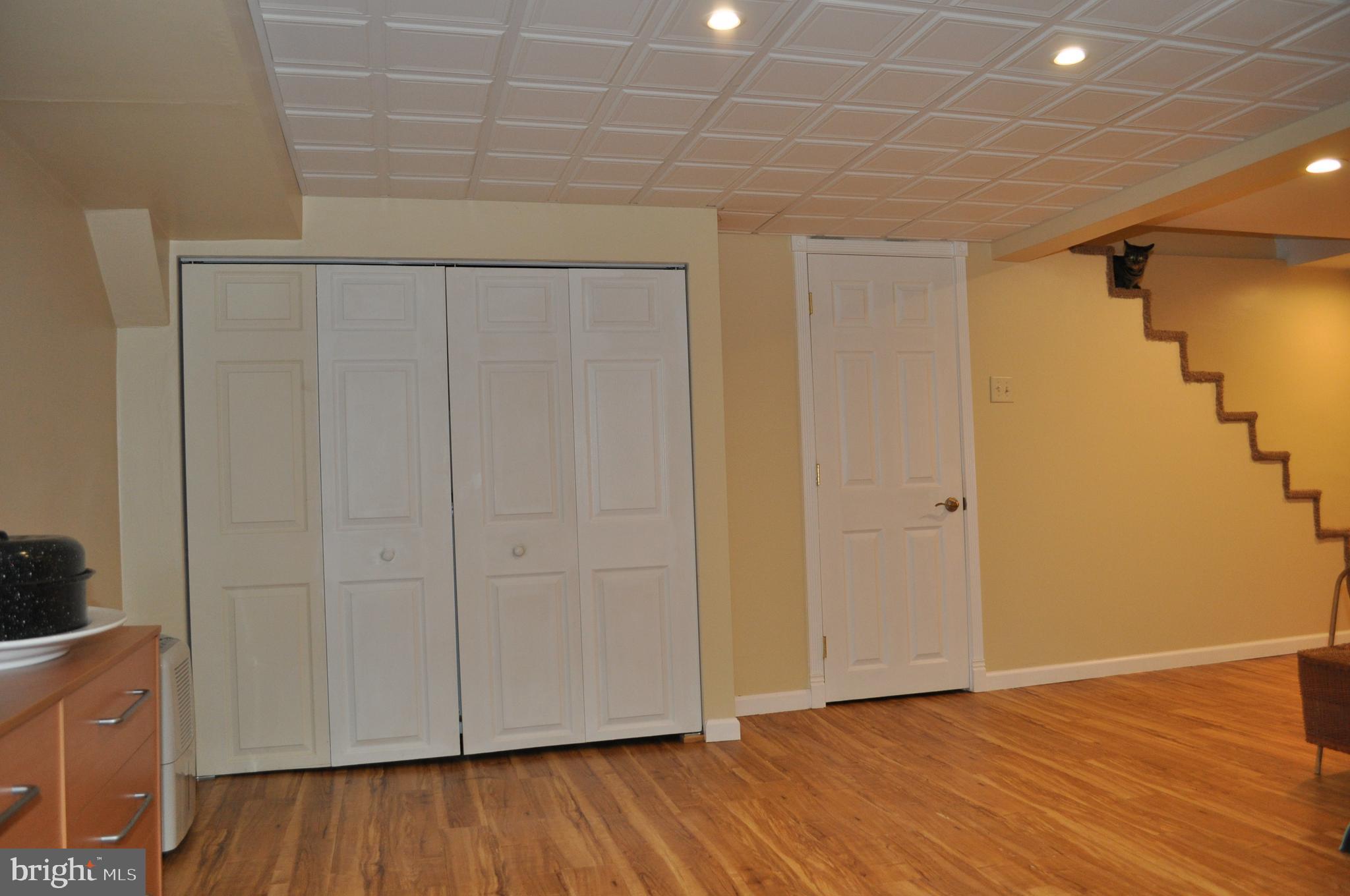 STRATHCONA-HILLCROFT - Residential