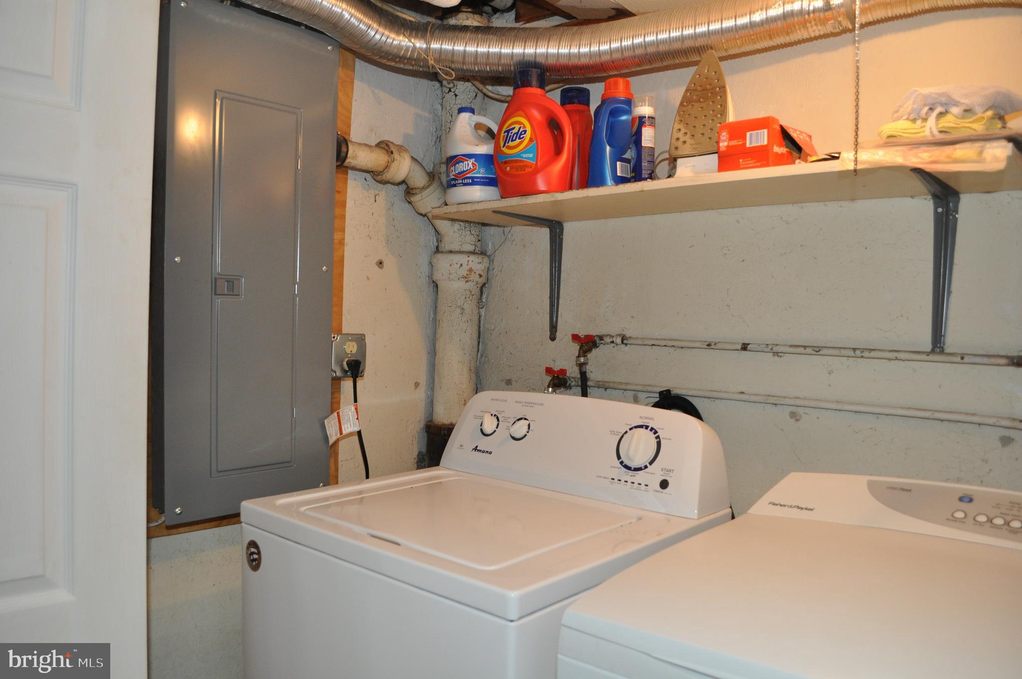 STRATHCONA-HILLCROFT - Residential