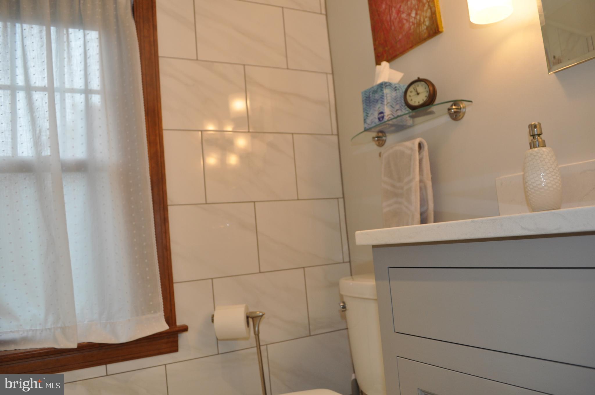 STRATHCONA-HILLCROFT - Residential