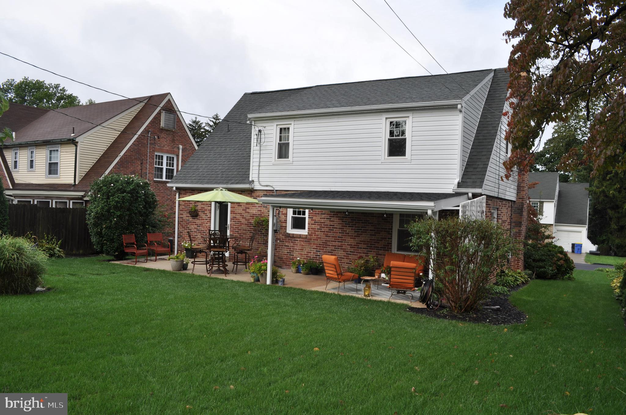 STRATHCONA-HILLCROFT - Residential