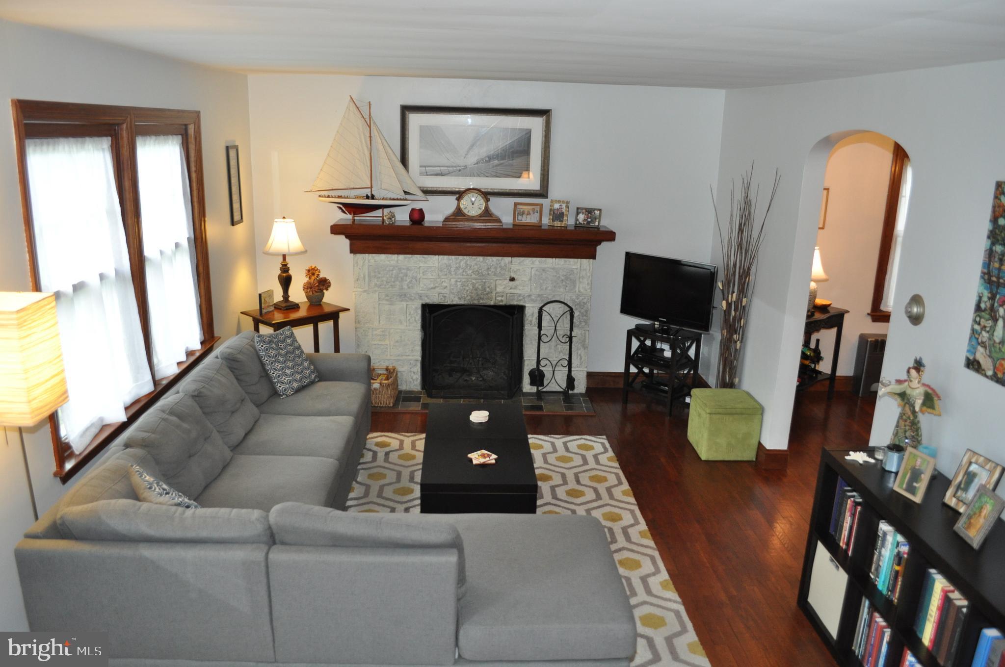 STRATHCONA-HILLCROFT - Residential