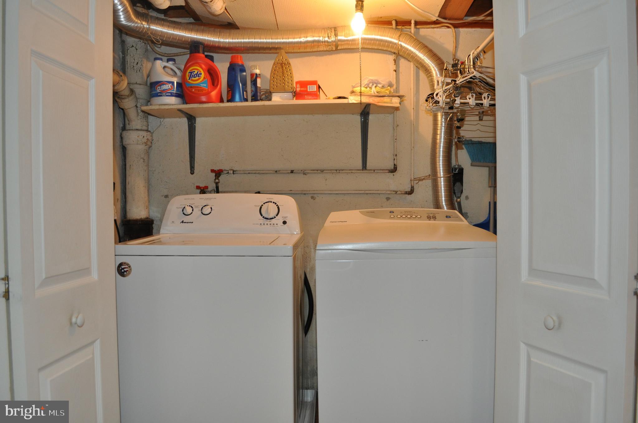 STRATHCONA-HILLCROFT - Residential