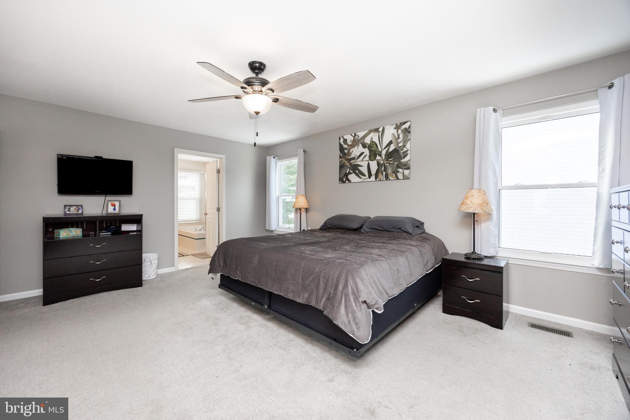 WATERFORD GREENE - Residential