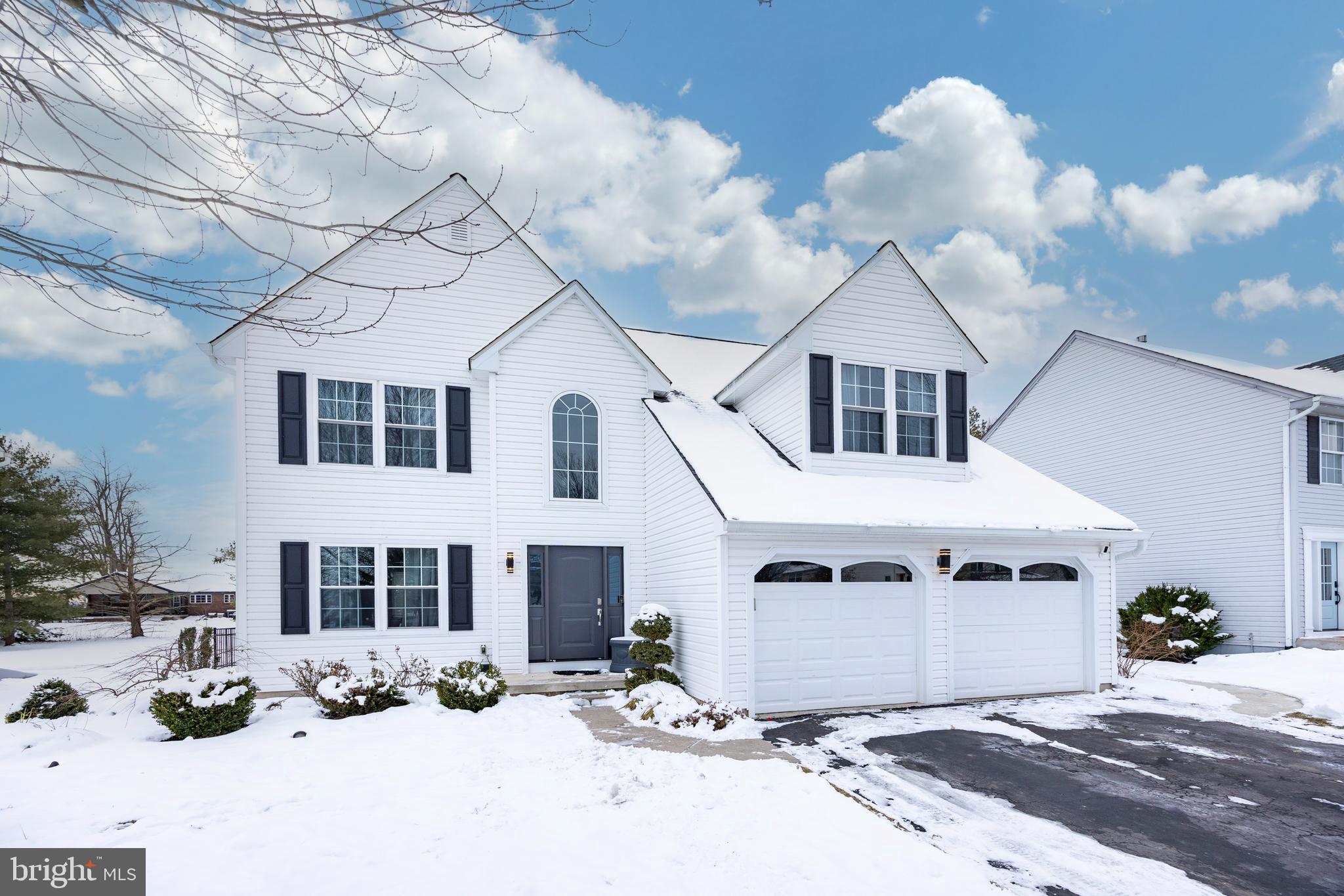 WATERFORD GREENE - Residential