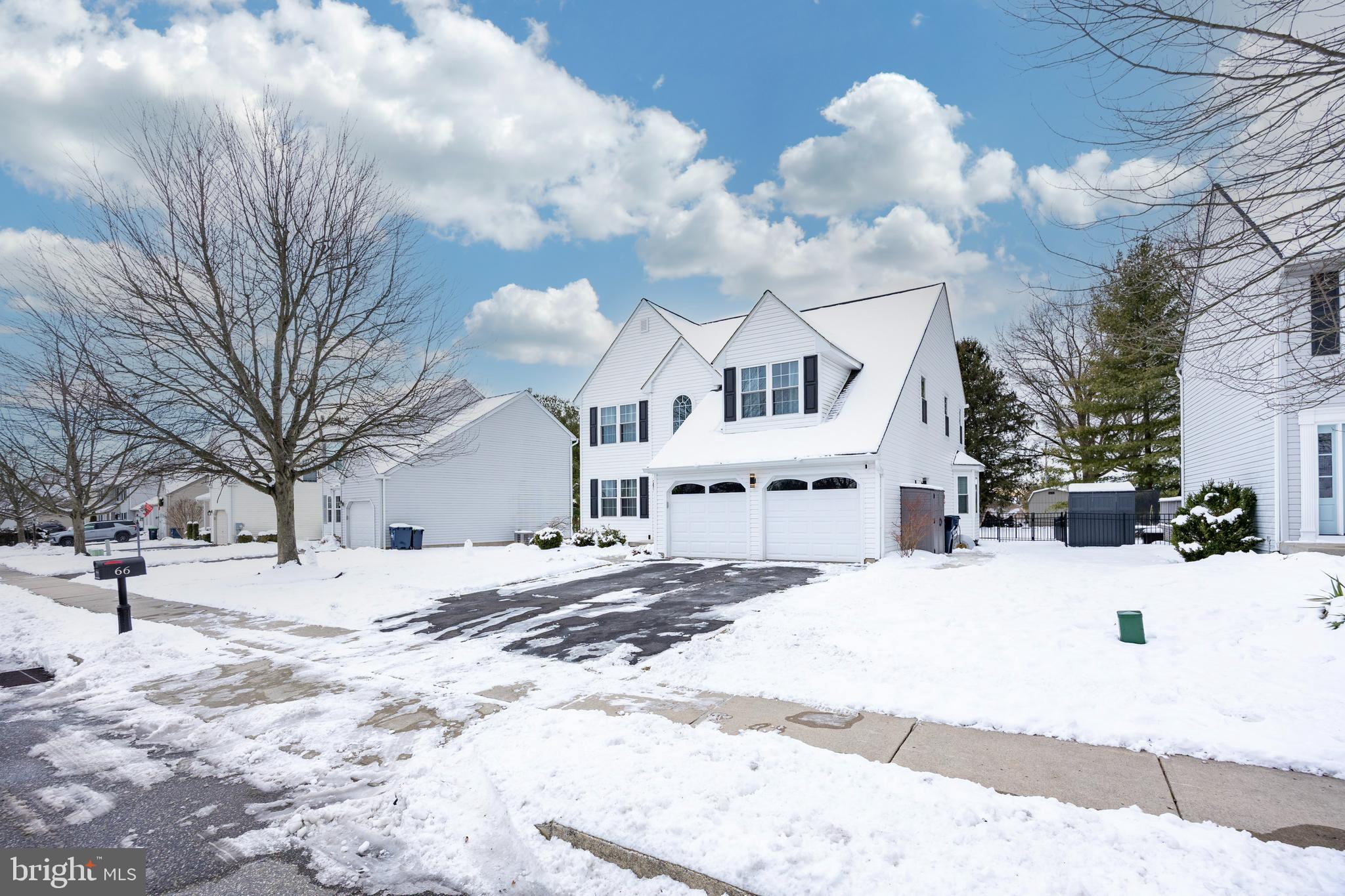 WATERFORD GREENE - Residential