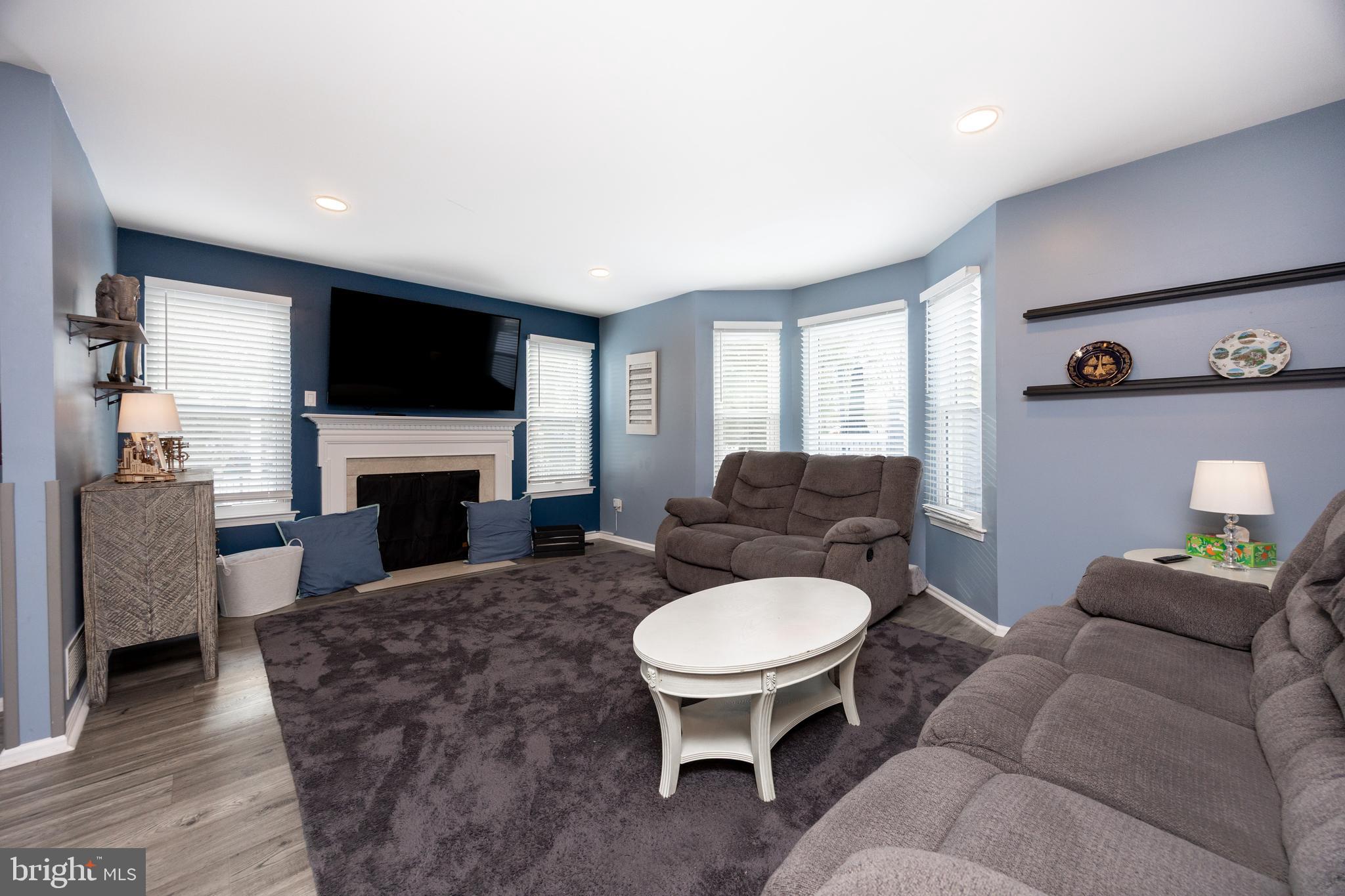 WATERFORD GREENE - Residential