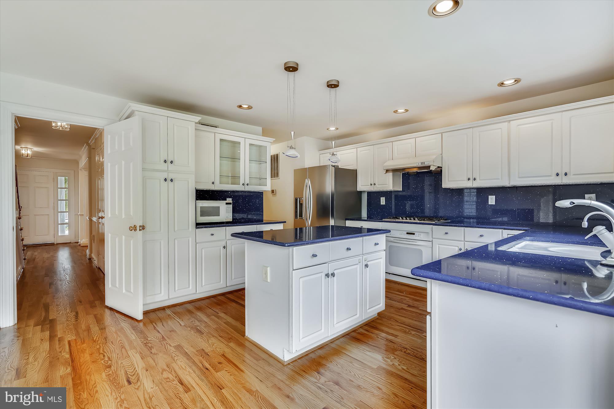 CLARENDON - Residential Lease