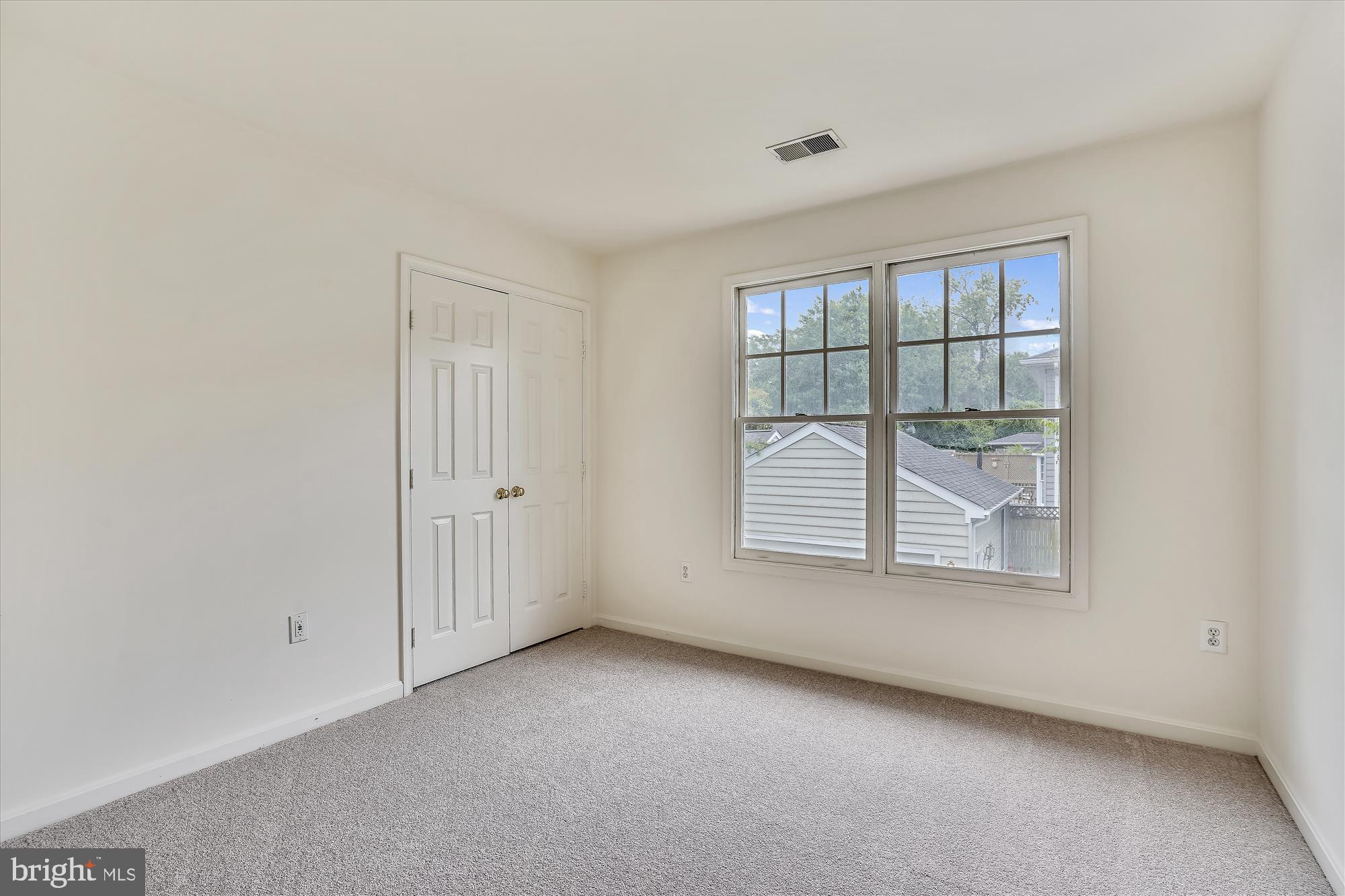 CLARENDON - Residential Lease