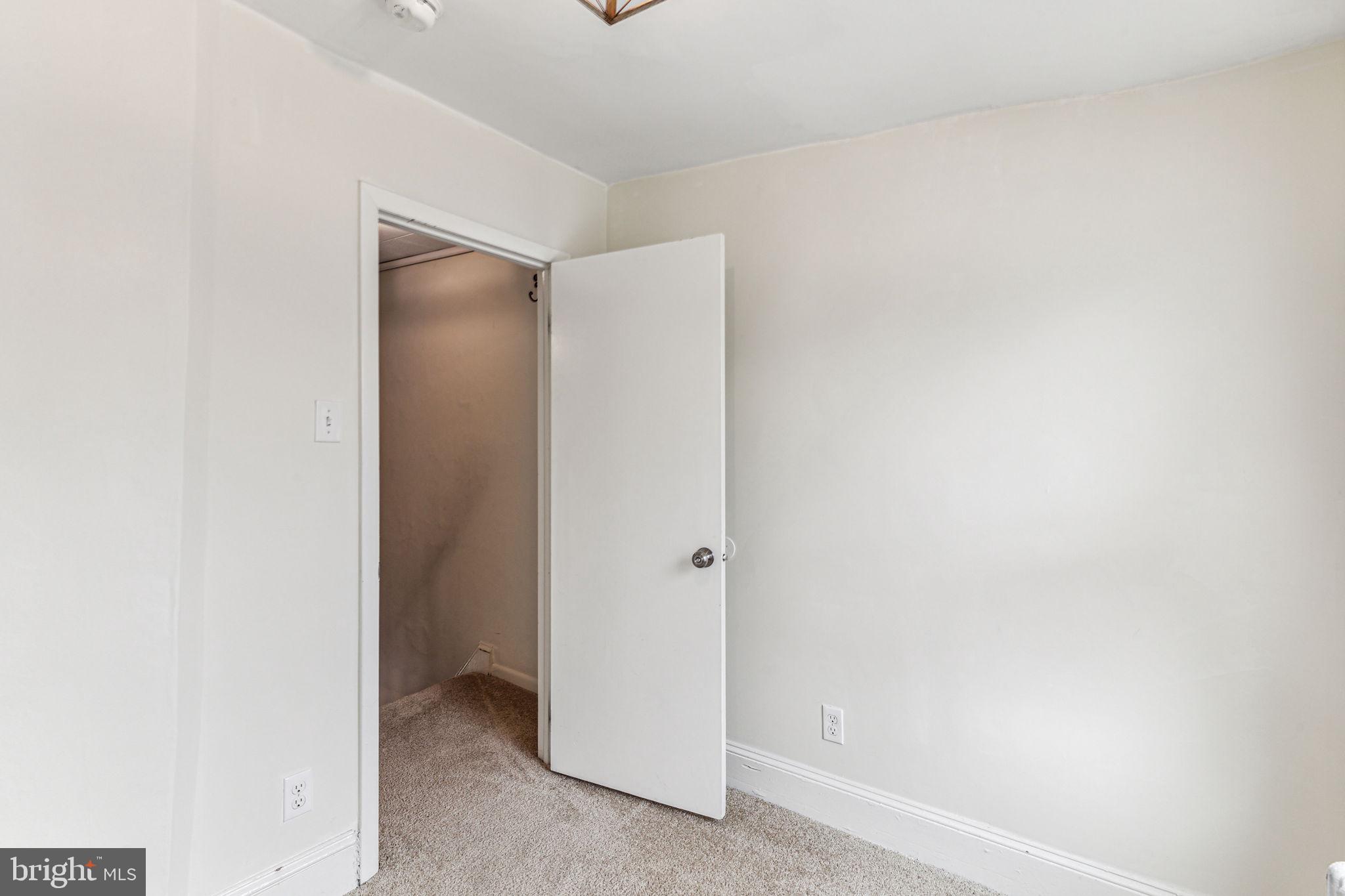 EAST PASSYUNK CROSSING - Residential Lease