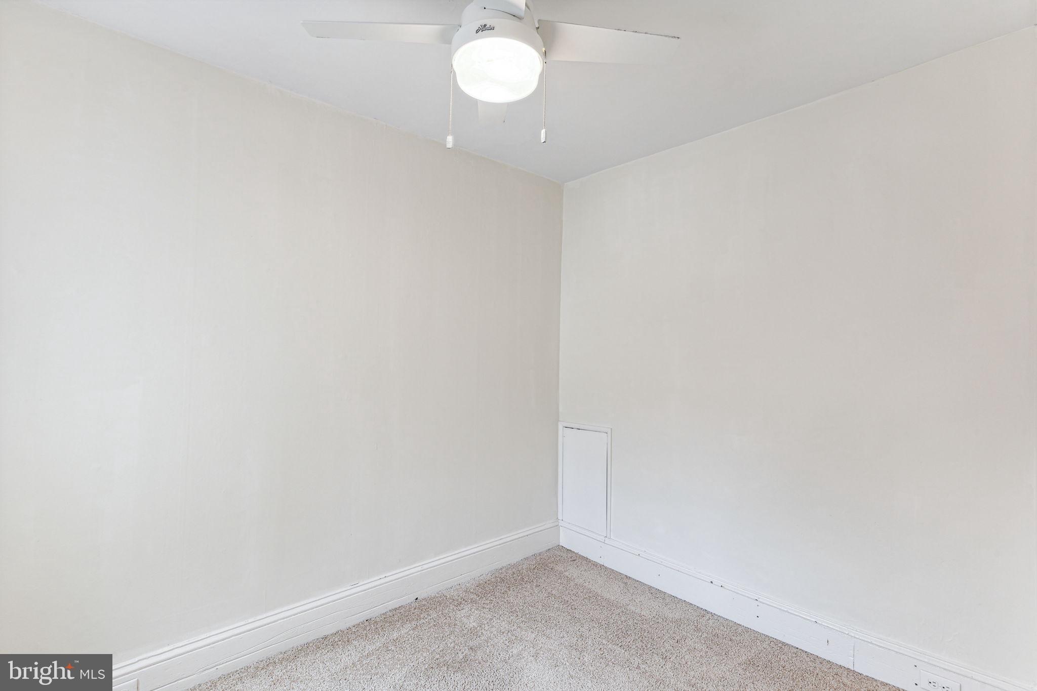 EAST PASSYUNK CROSSING - Residential Lease