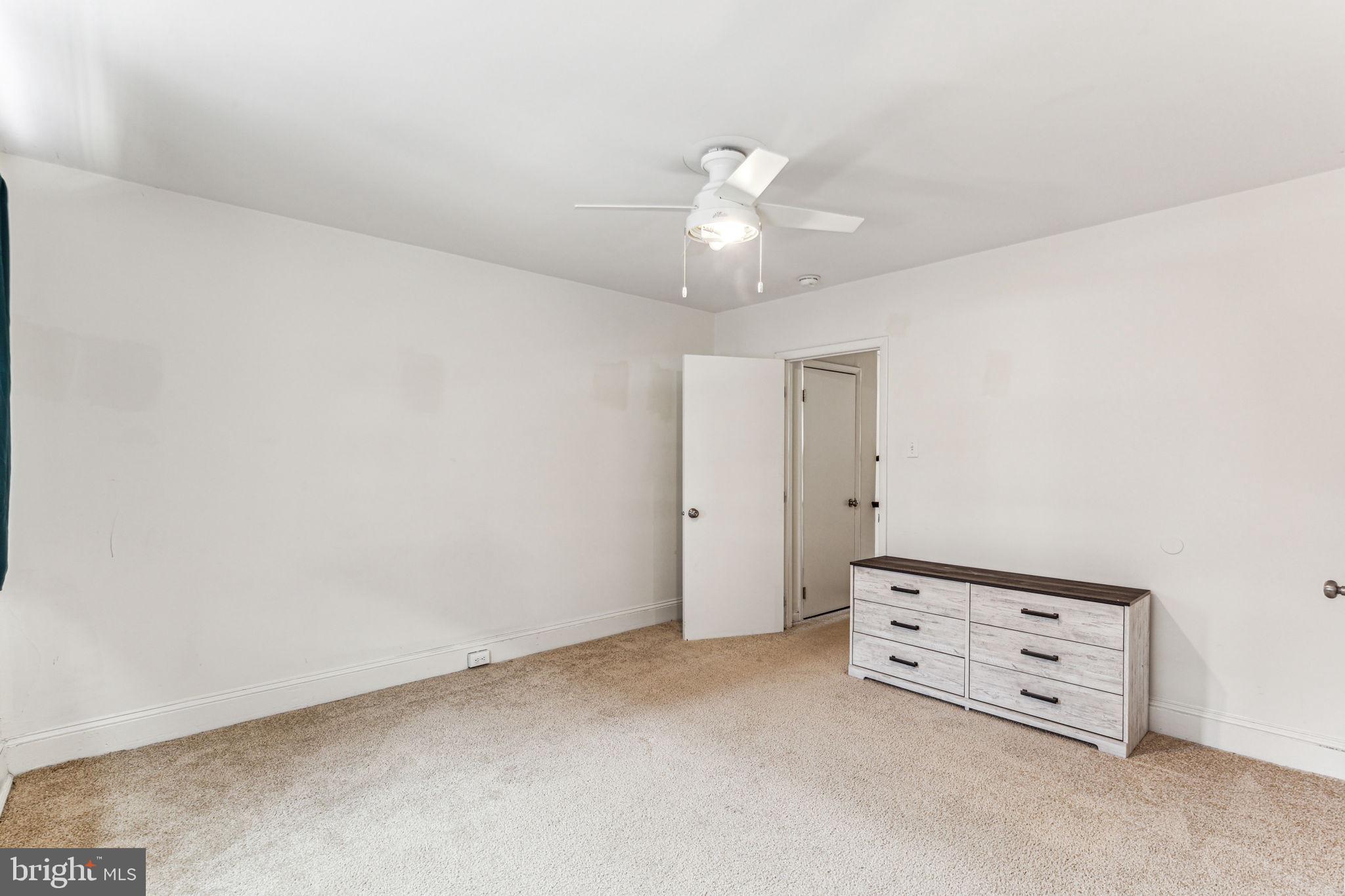 EAST PASSYUNK CROSSING - Residential Lease