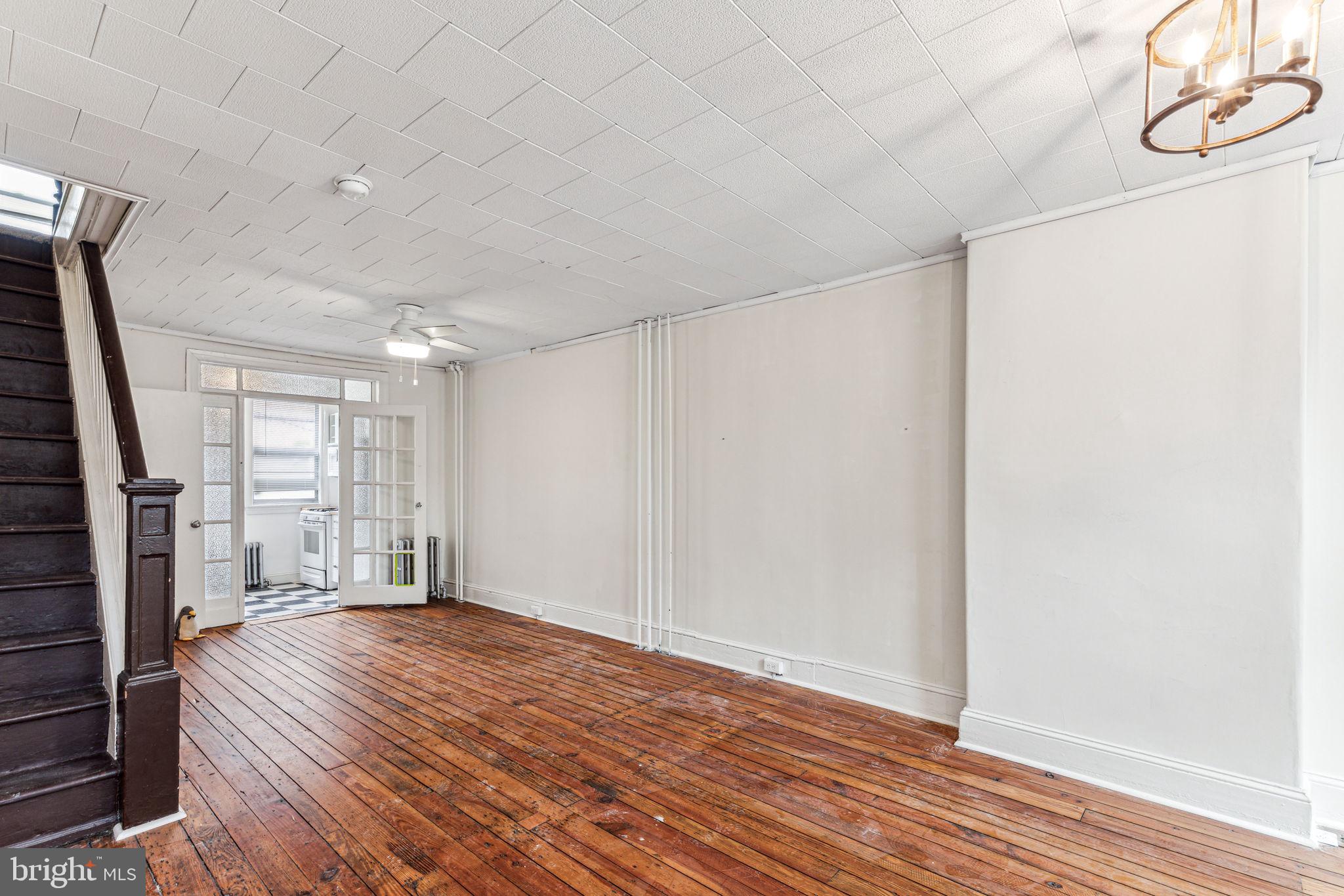 EAST PASSYUNK CROSSING - Residential Lease