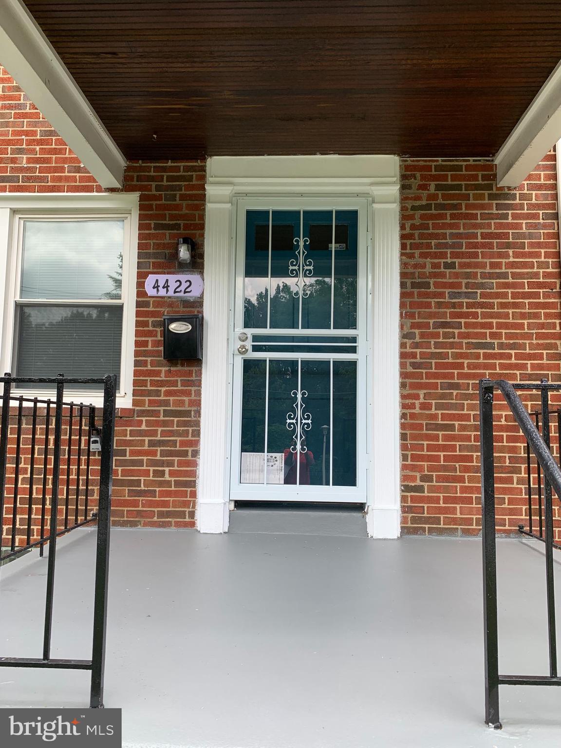 4422 PARKSIDE DRIVE
