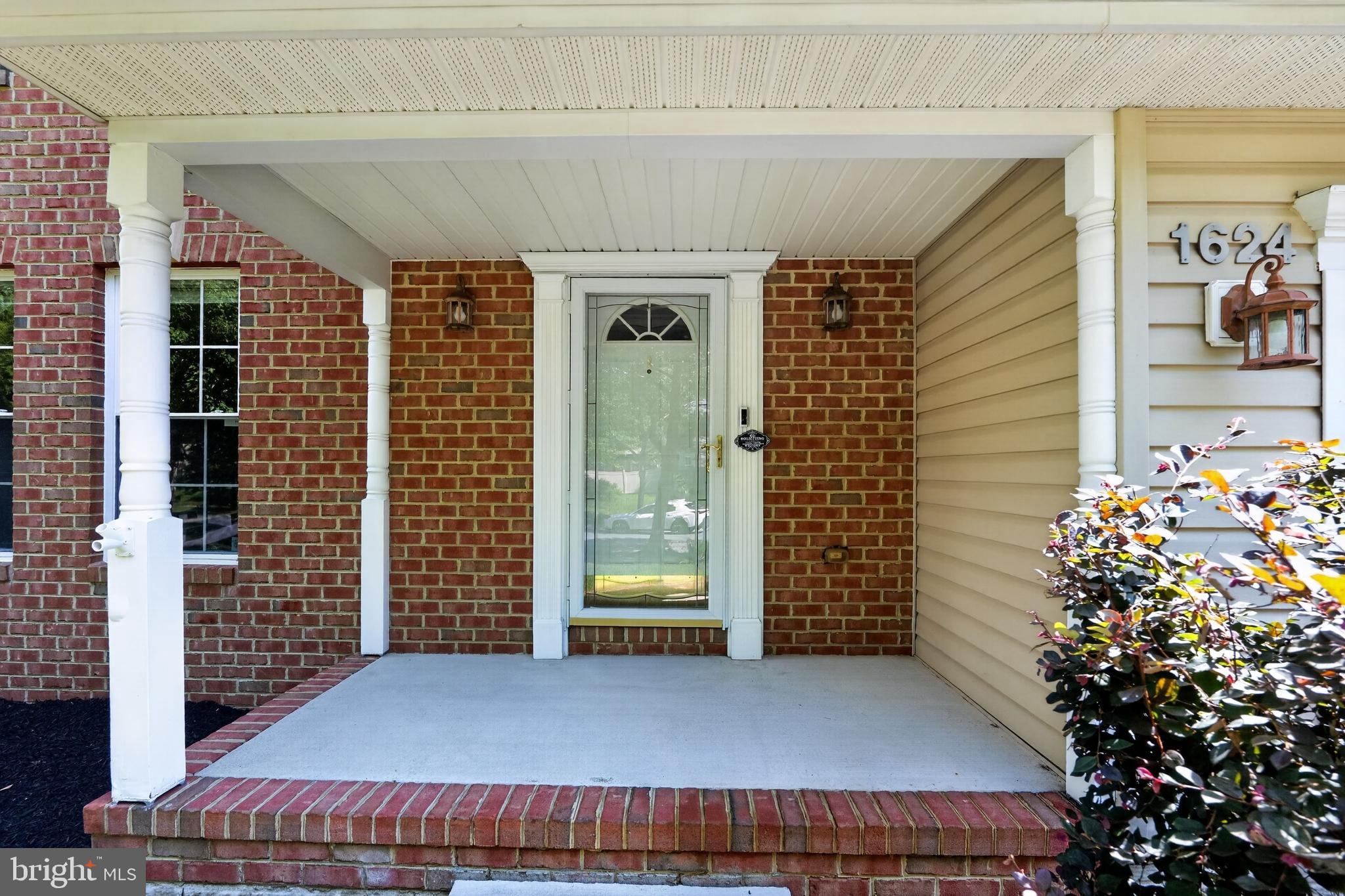 1624 OLD BAY LANE