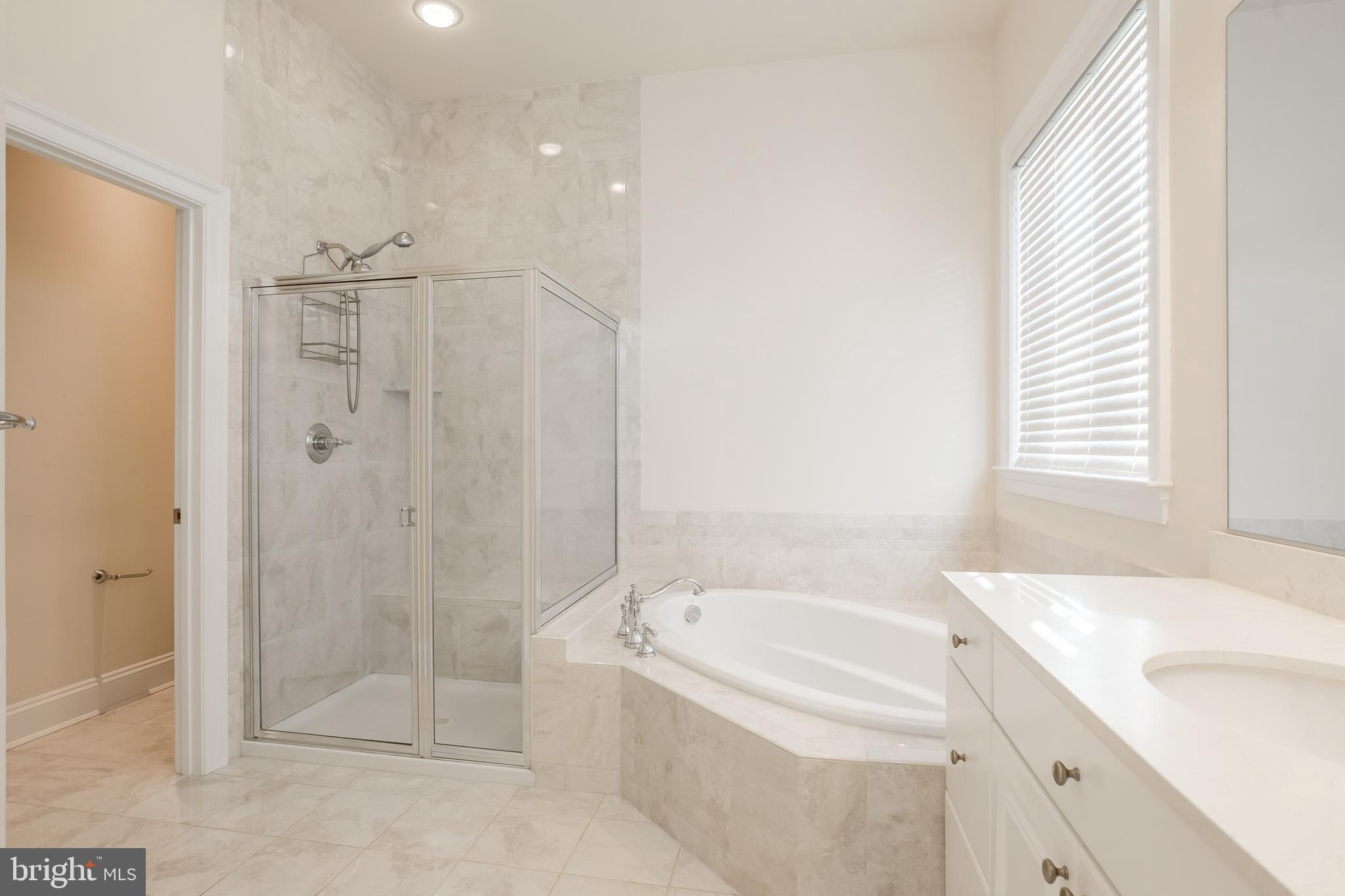 REDDEN RIDGE - Residential