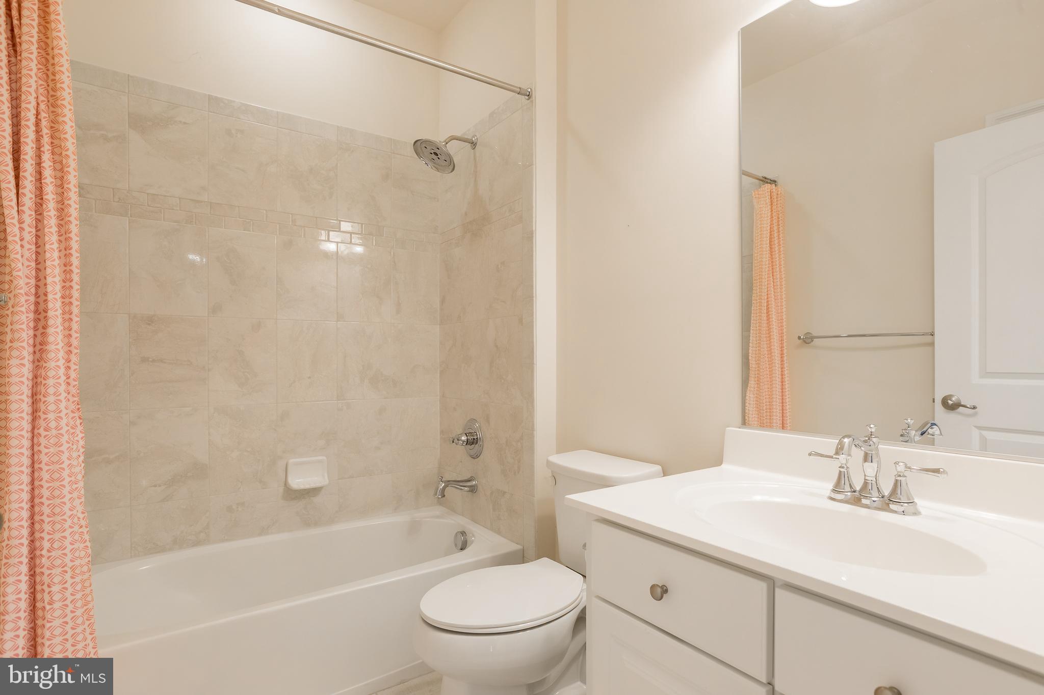 REDDEN RIDGE - Residential