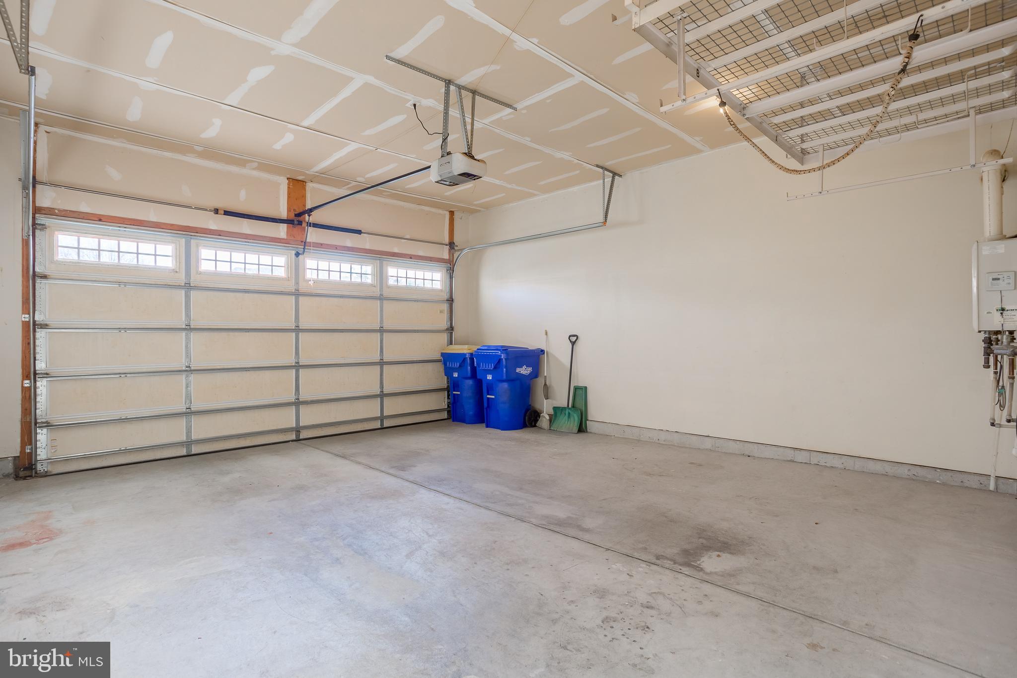 REDDEN RIDGE - Residential