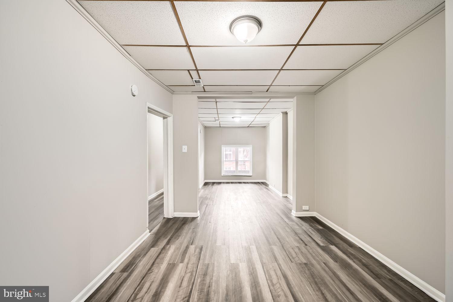 ELWOOD PARK - Residential