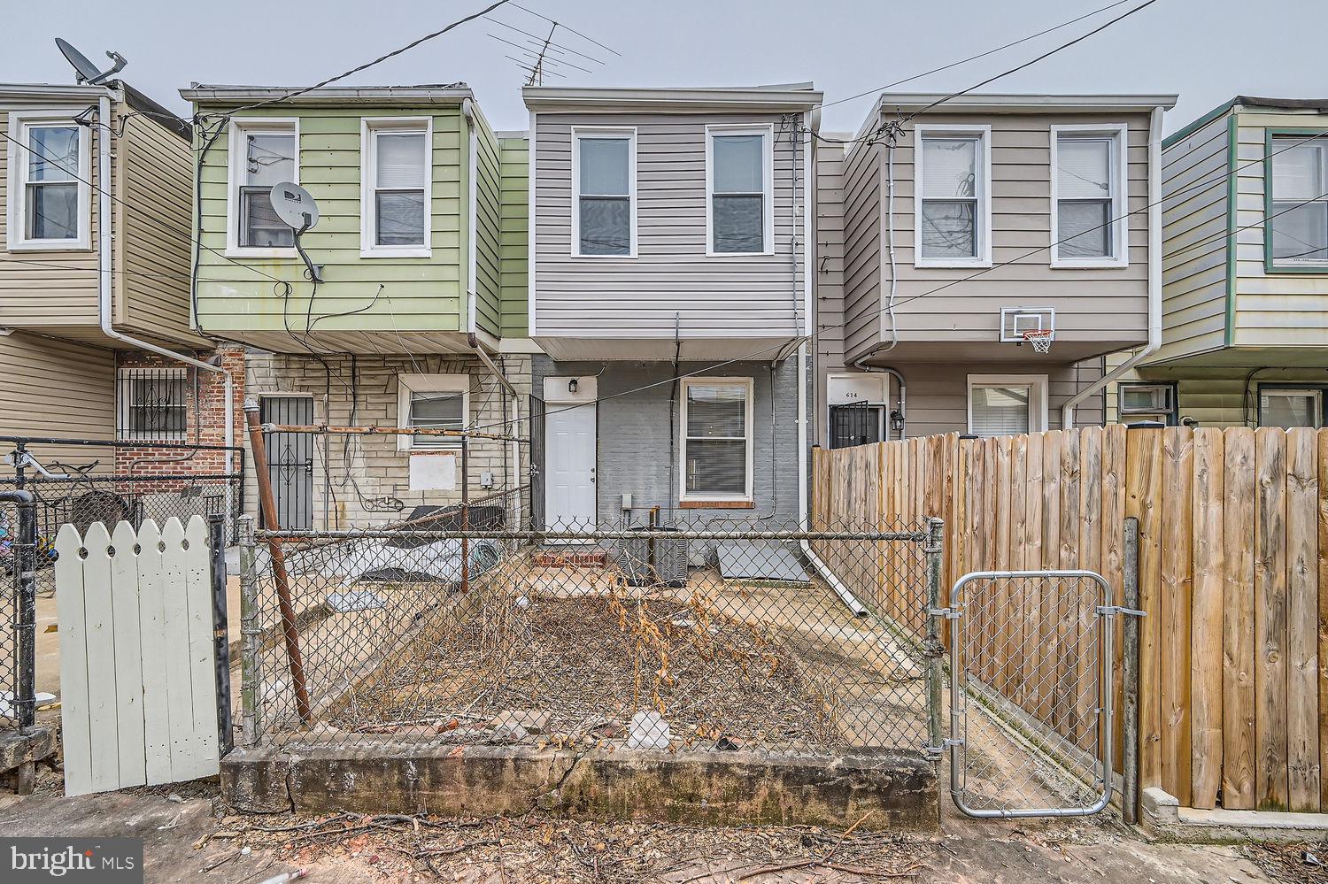 ELWOOD PARK - Residential