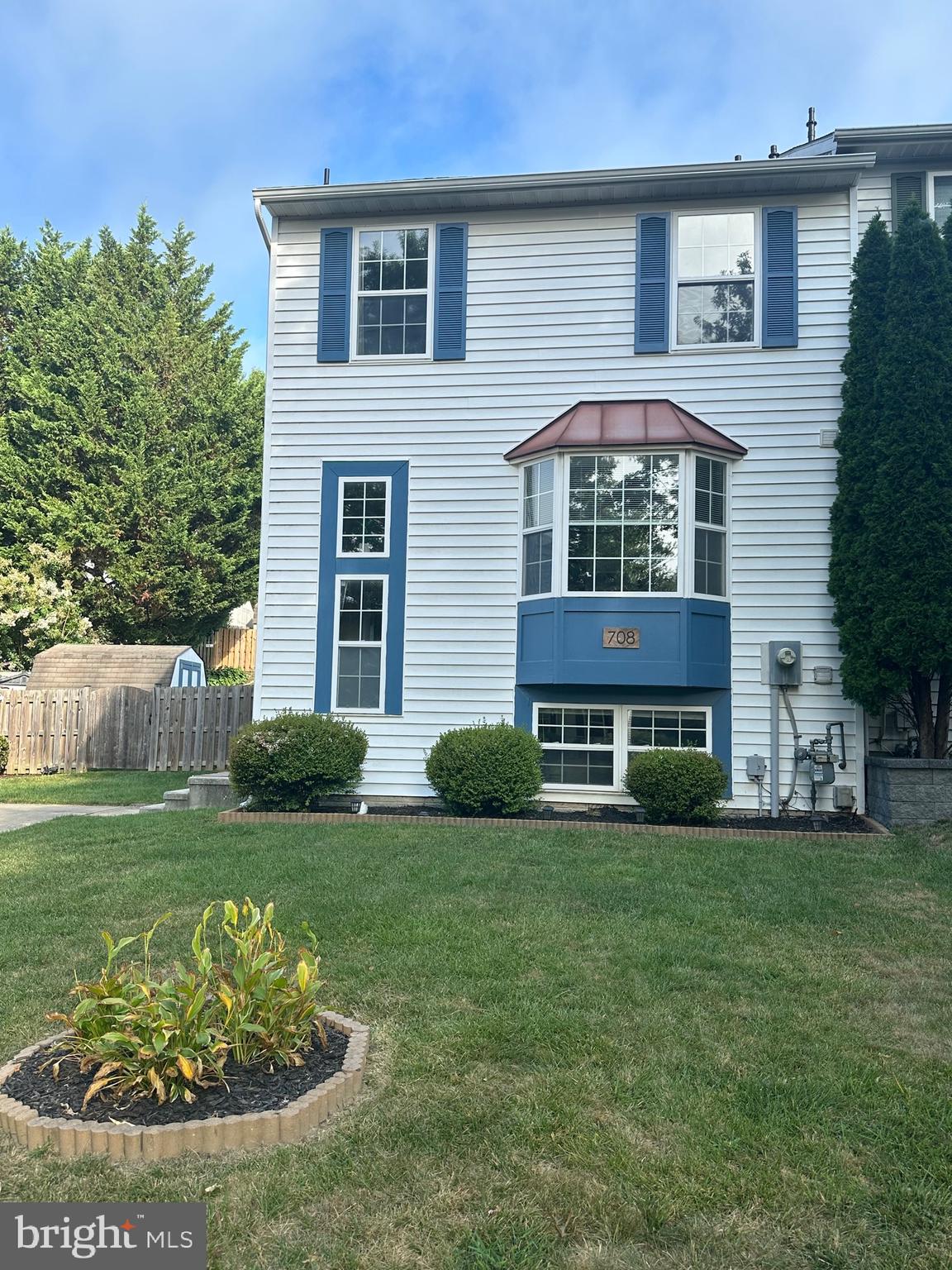 ROBERTS FIELD - Residential