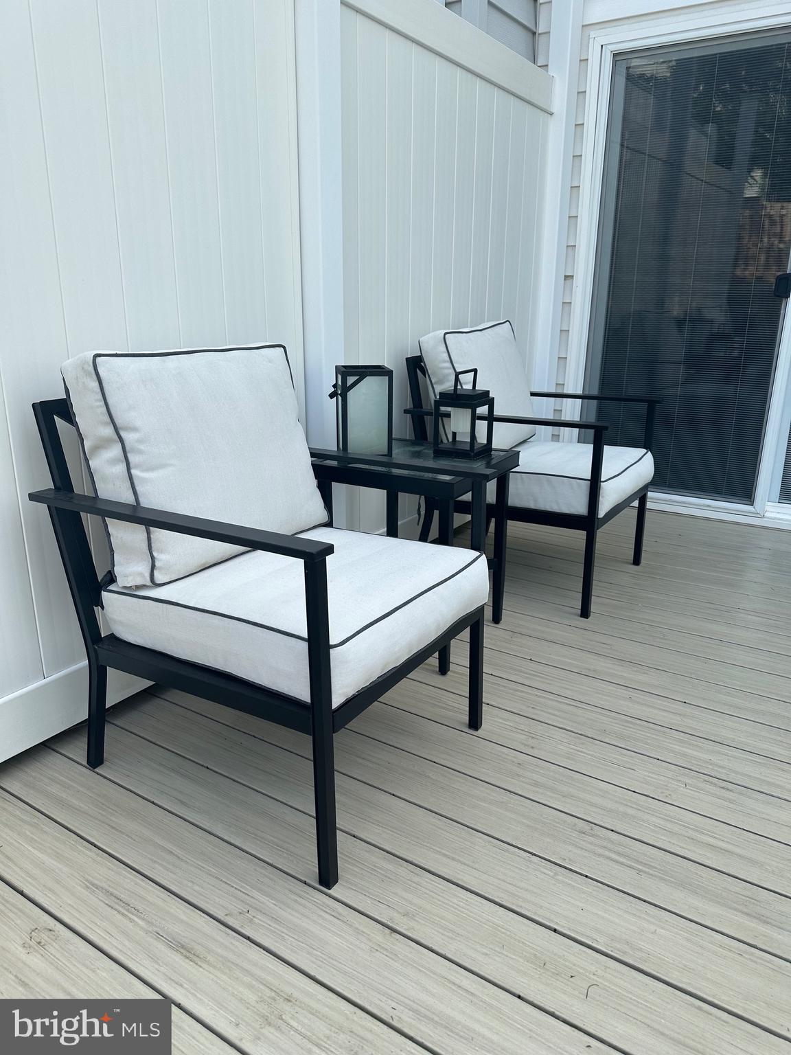 ROBERTS FIELD - Residential