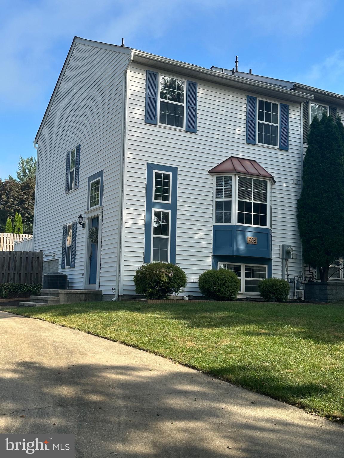 ROBERTS FIELD - Residential