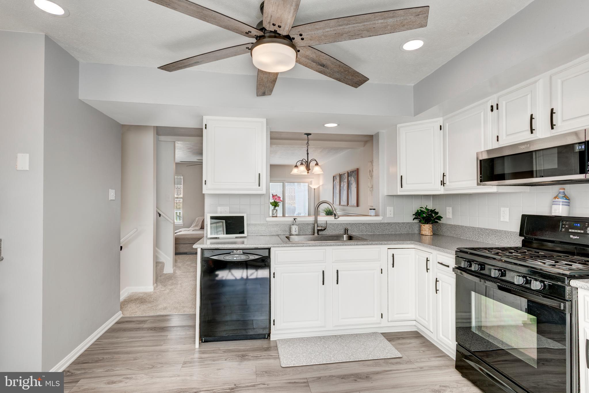 ROBERTS FIELD - Residential