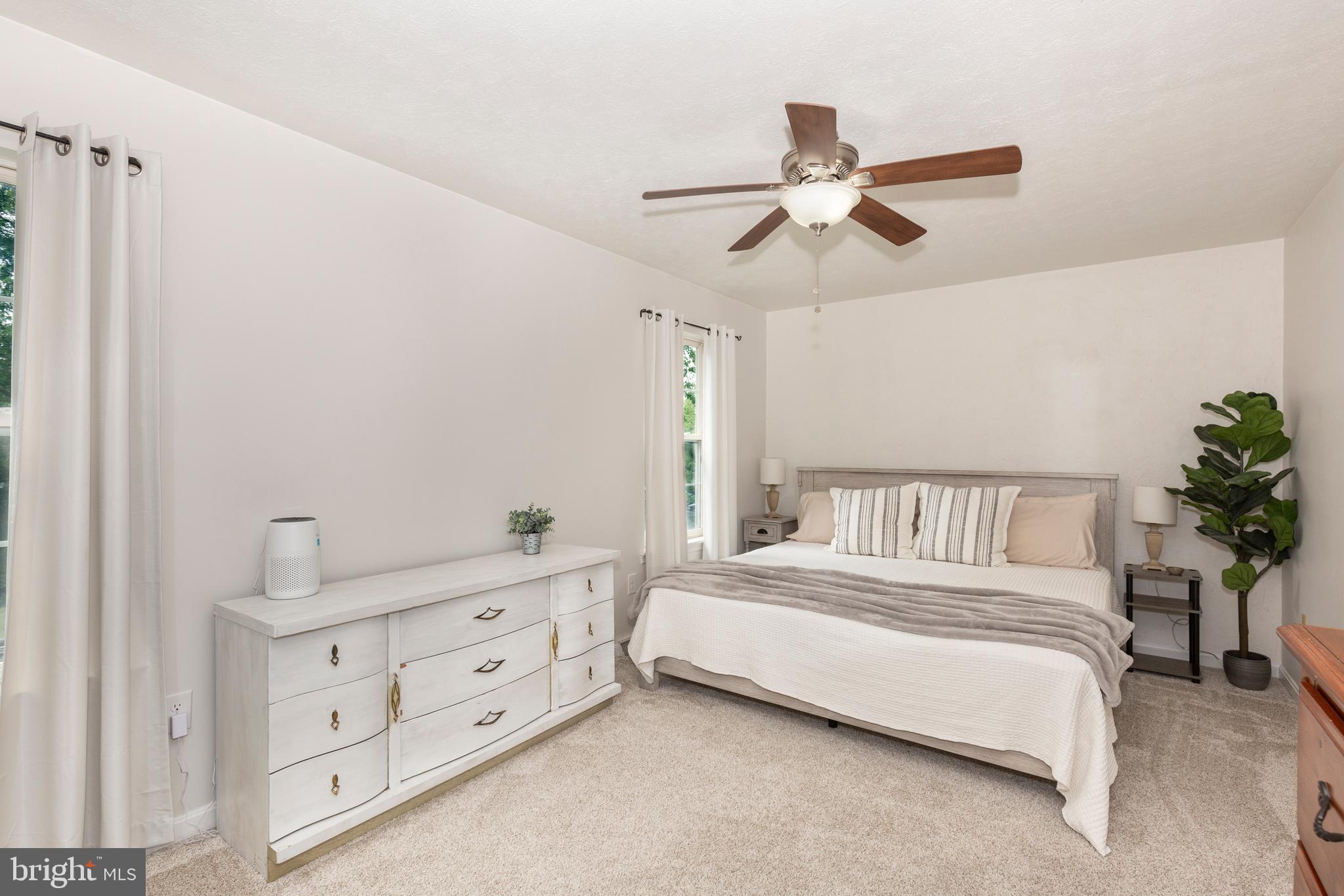 ROBERTS FIELD - Residential