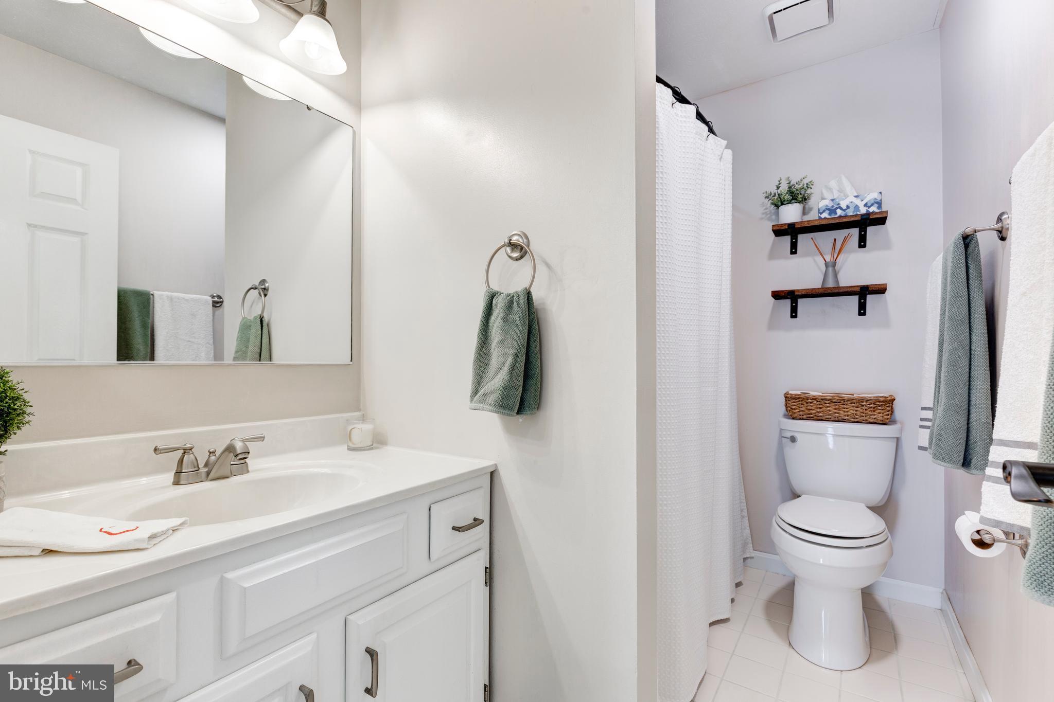 ROBERTS FIELD - Residential