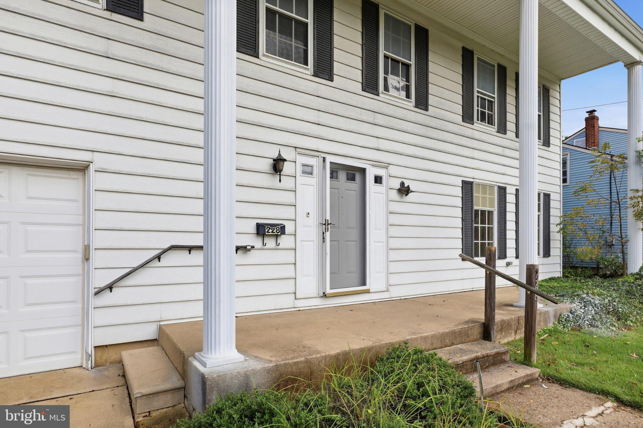 228 MIMOSA DRIVE