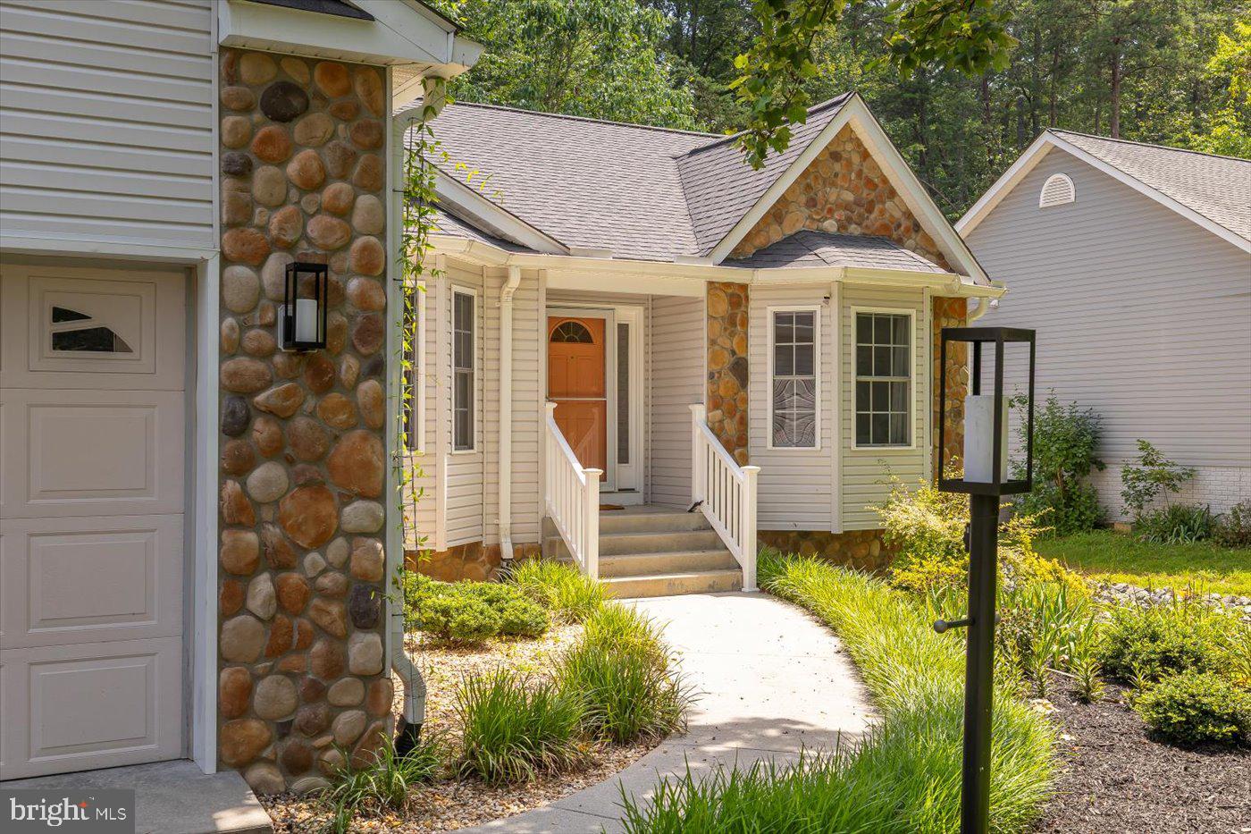 LAKE OF THE WOODS - Residential