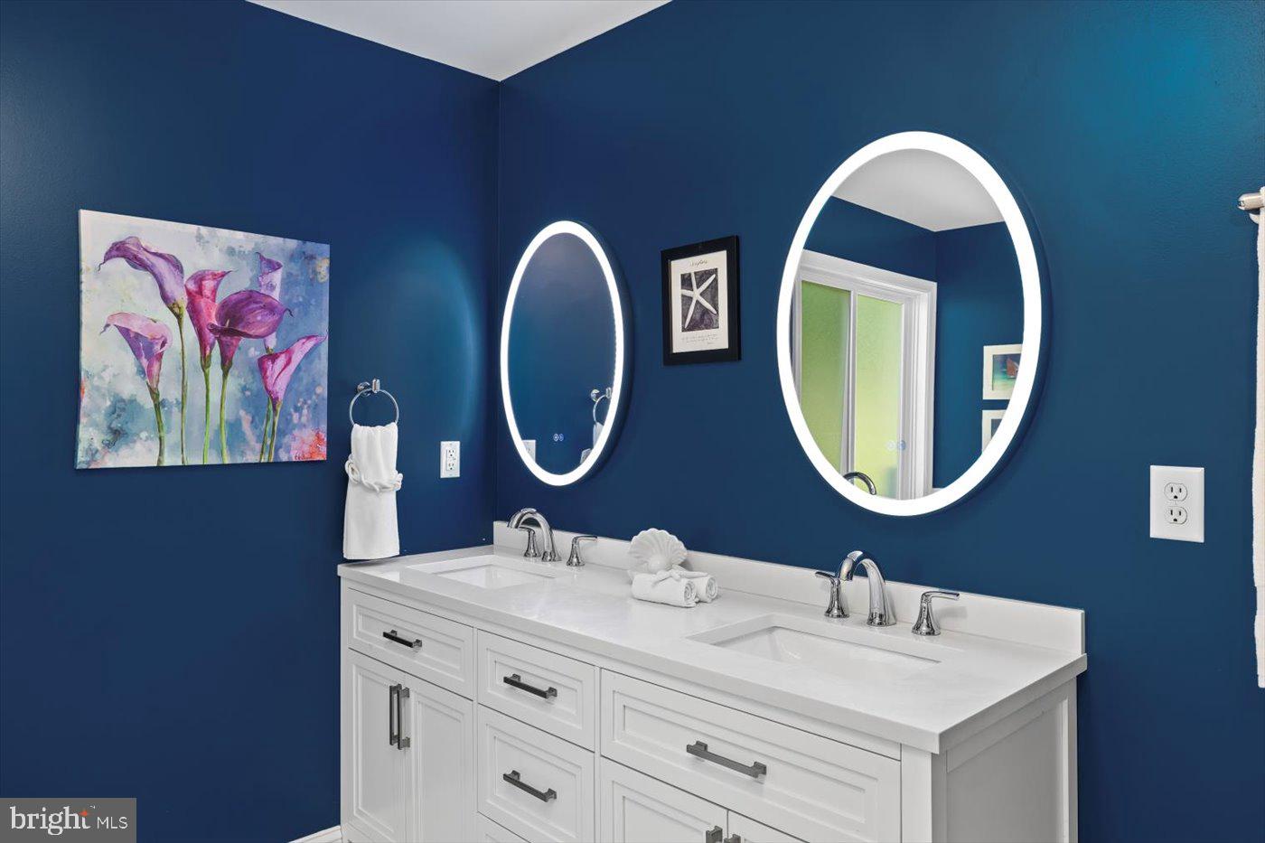 LAKE OF THE WOODS - Residential