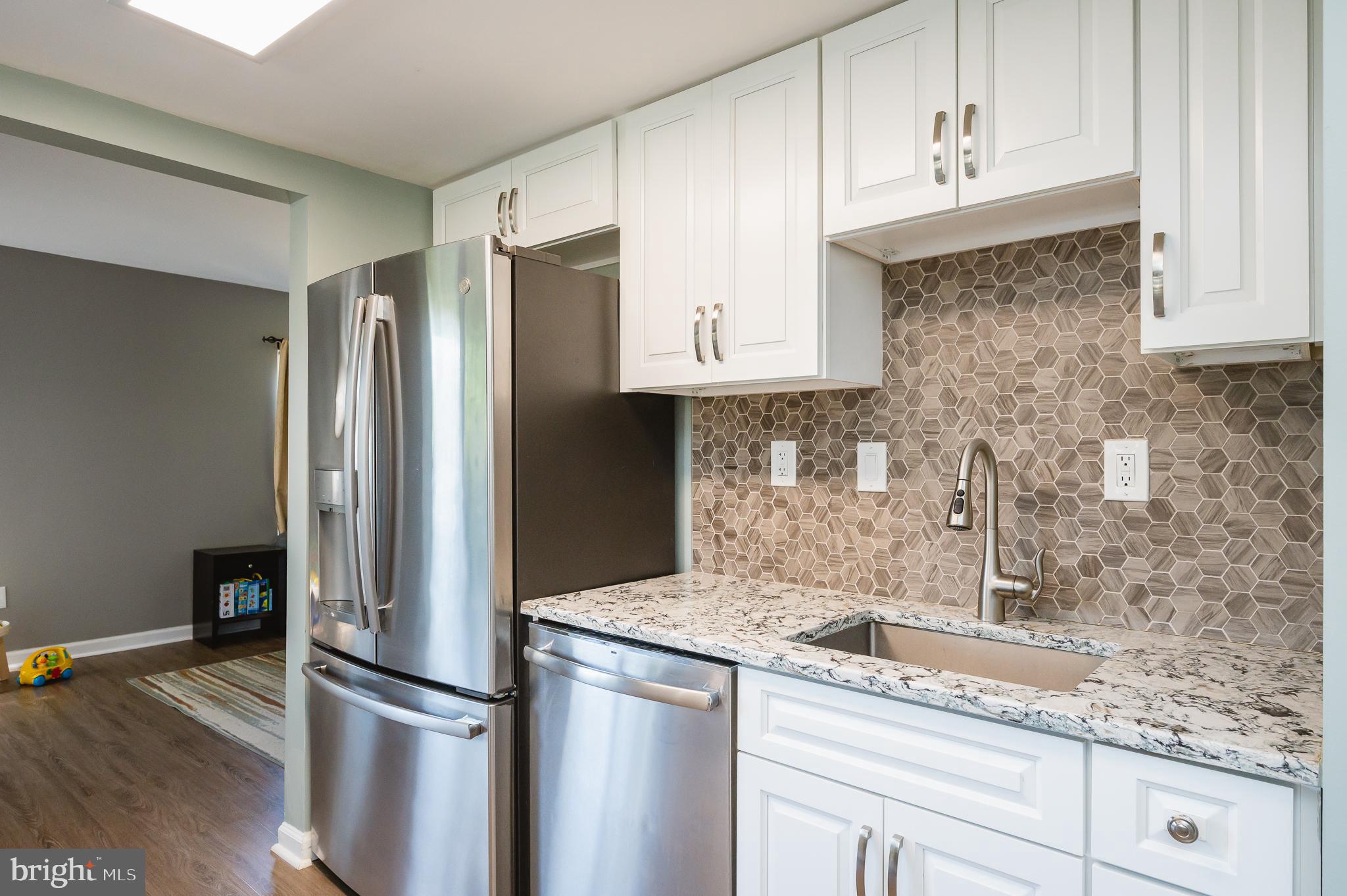 CROFTON MEADOWS - Residential