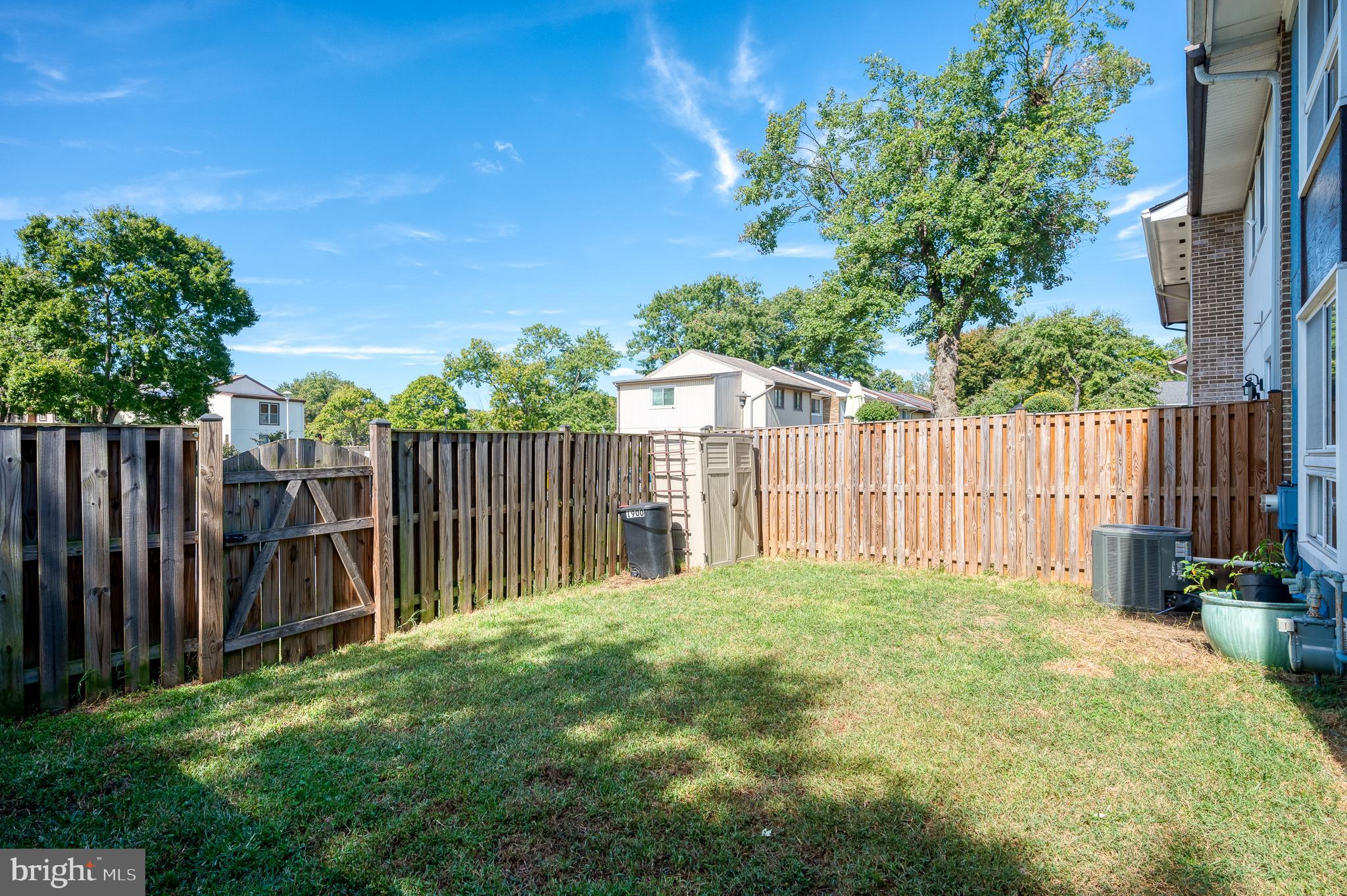 CROFTON MEADOWS - Residential