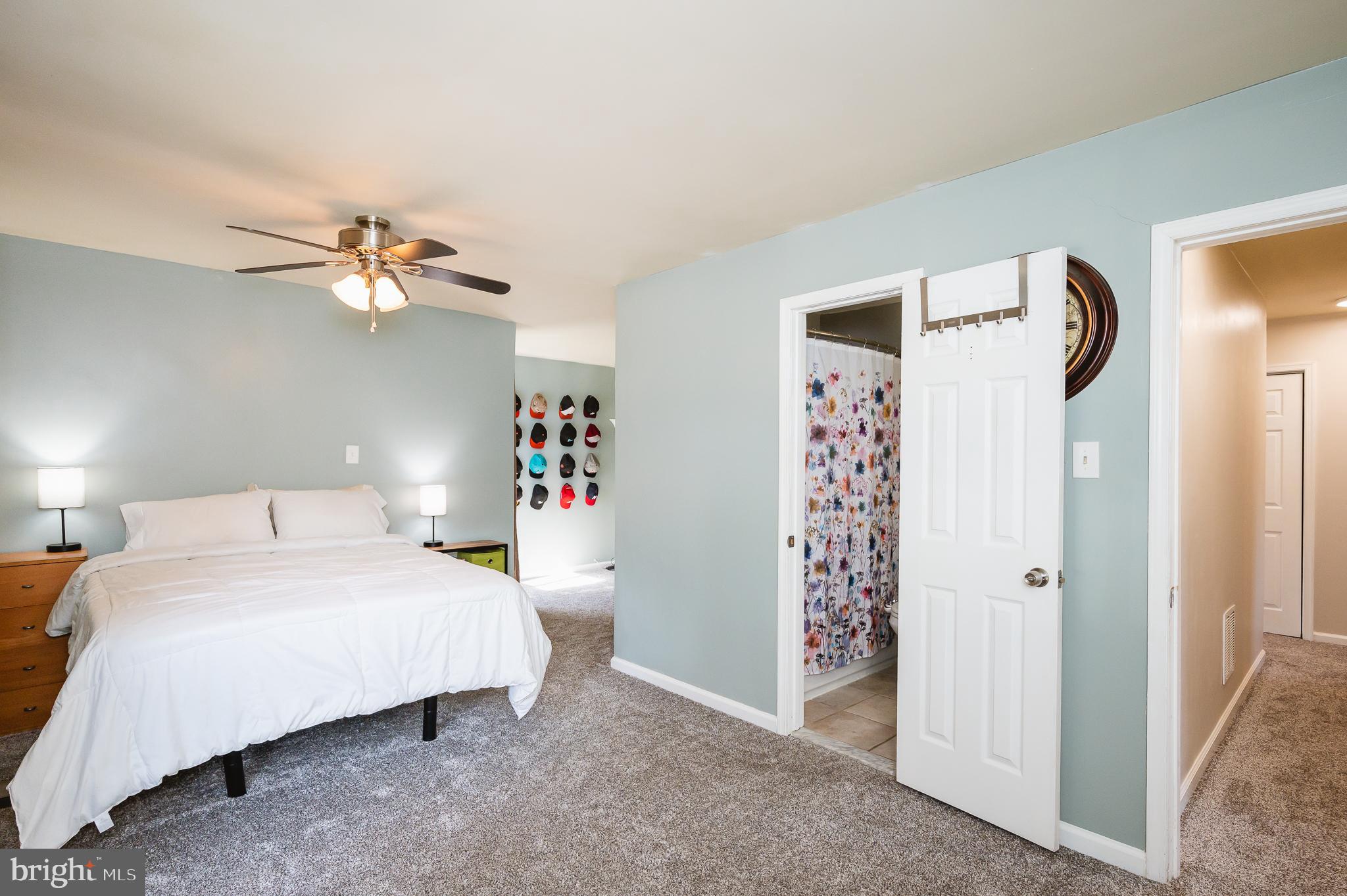 CROFTON MEADOWS - Residential